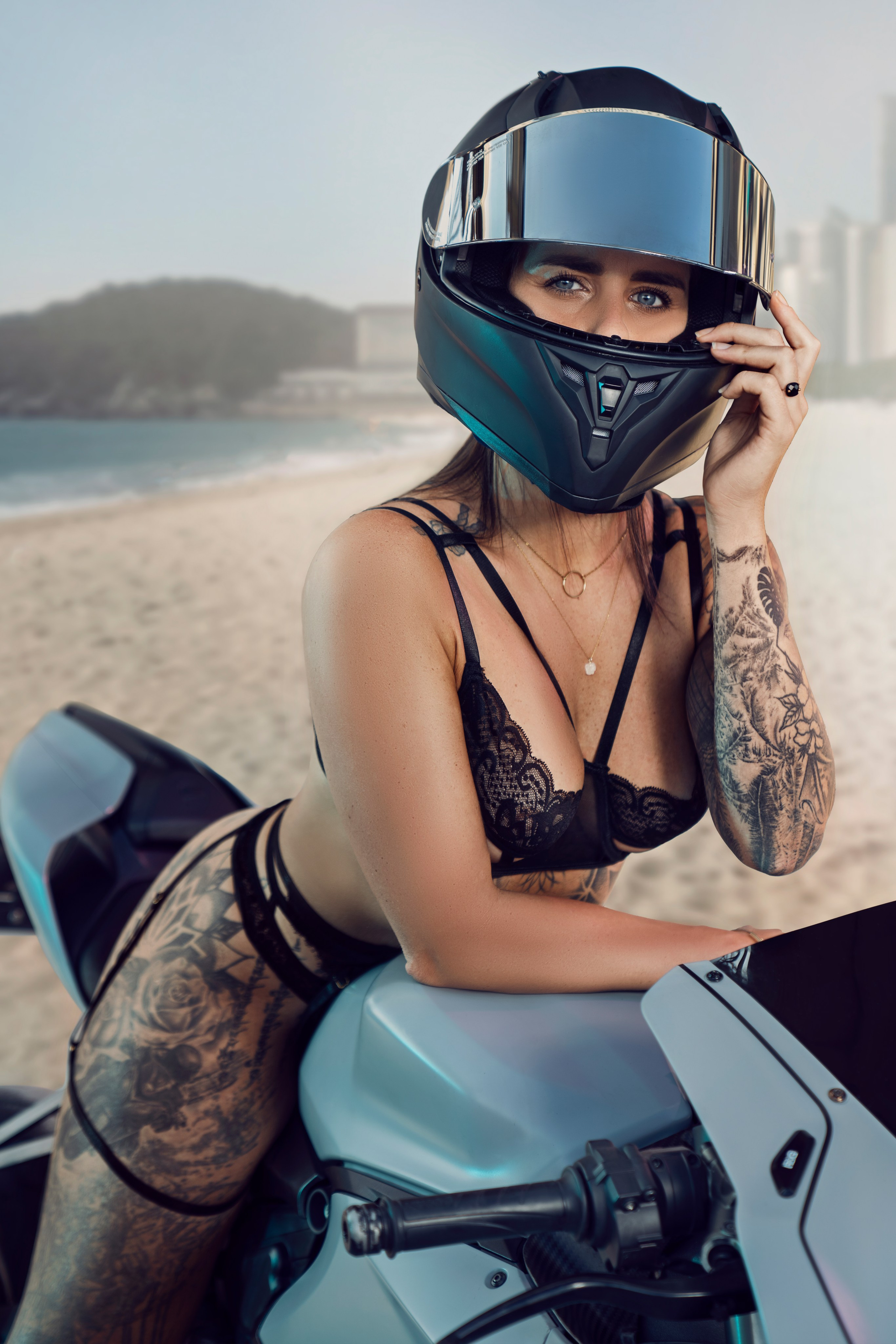 Before/after. Retusher Maryia Buhai