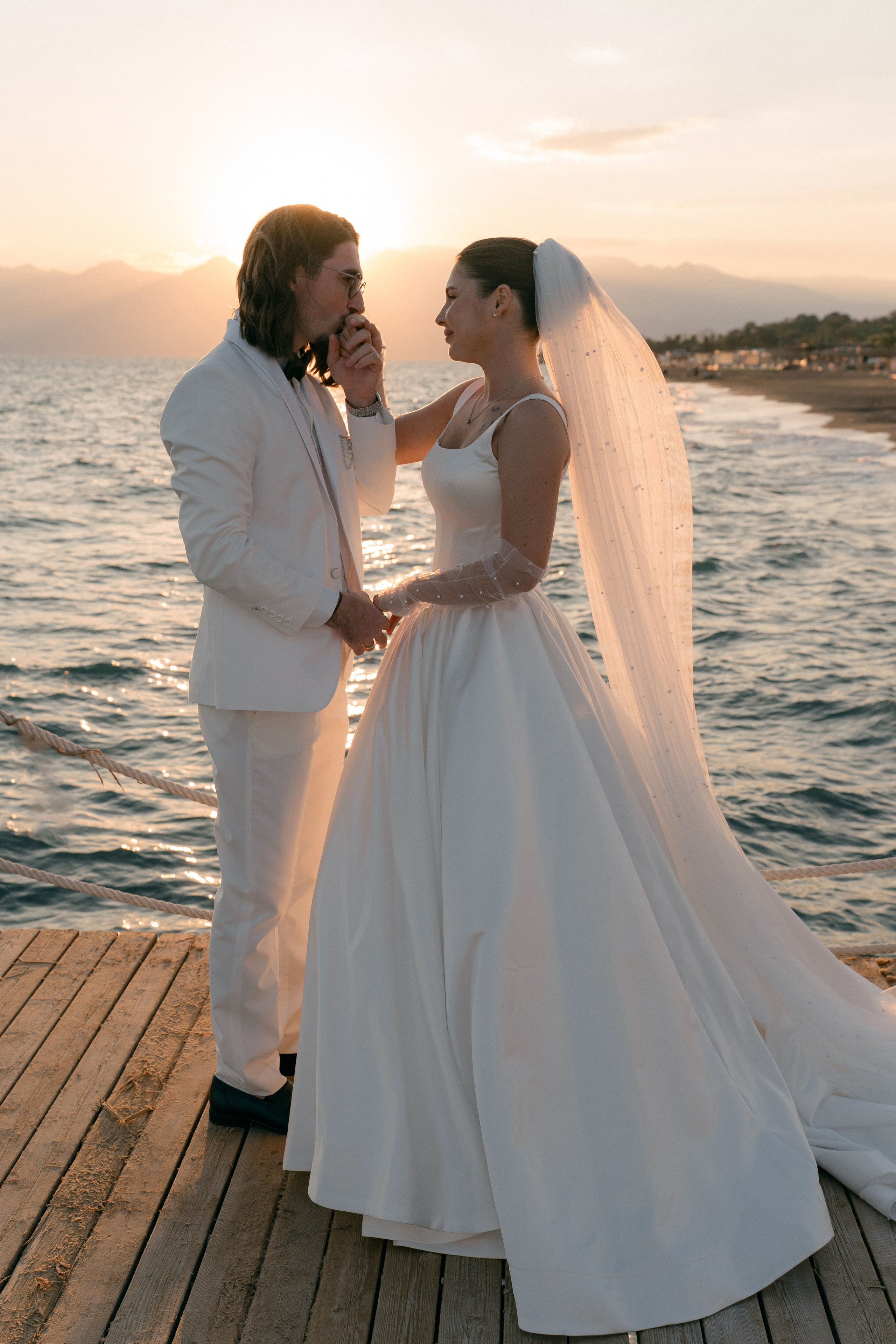 Once in October. Wedding & Documentary Photographer based in Nuremberg — available across Europe & Turkey | Vitalii Nasonov