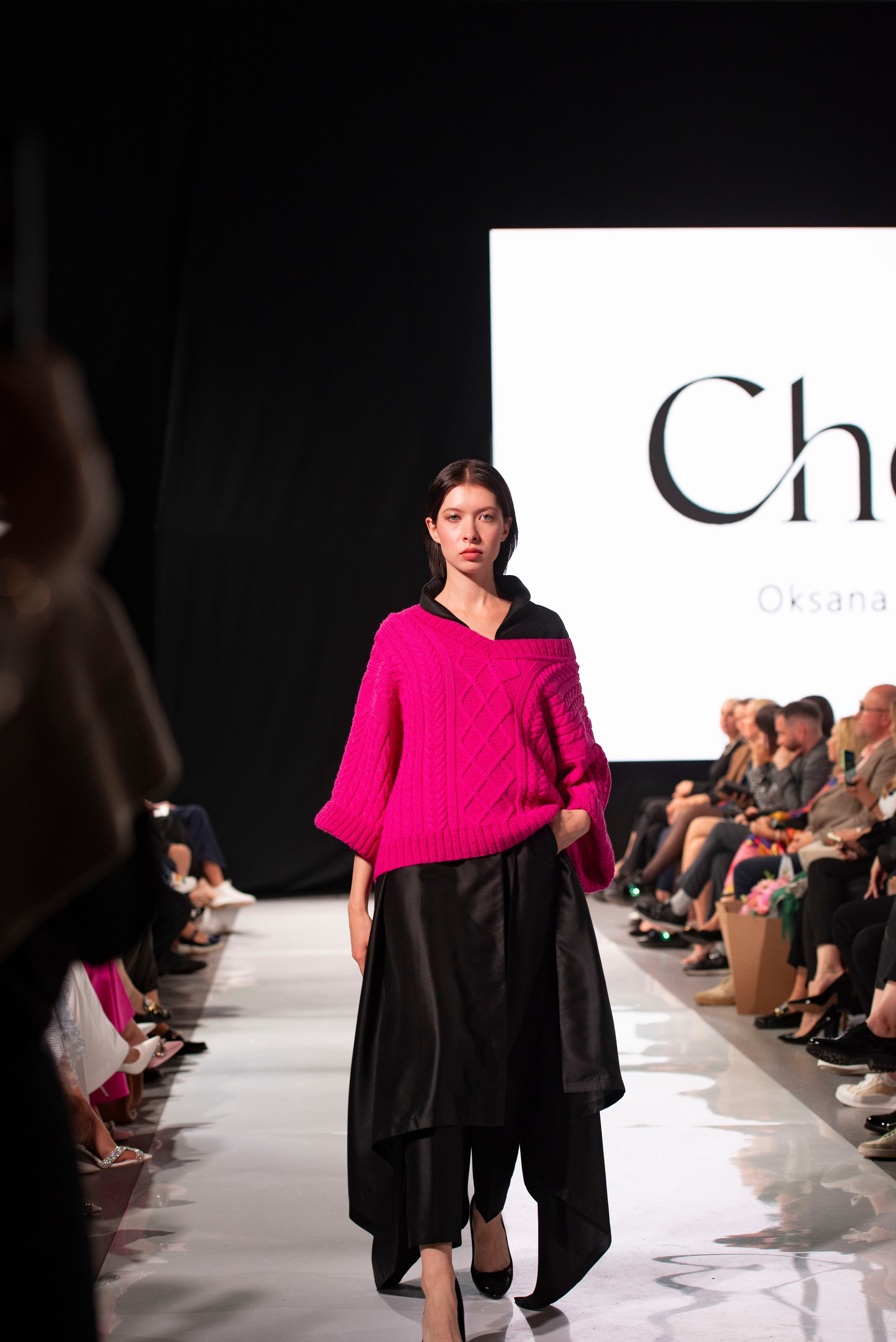 Фотограф на модельный показ. Свадебный, семейный, фэшн фотограф, школьный фотограф в Сочи