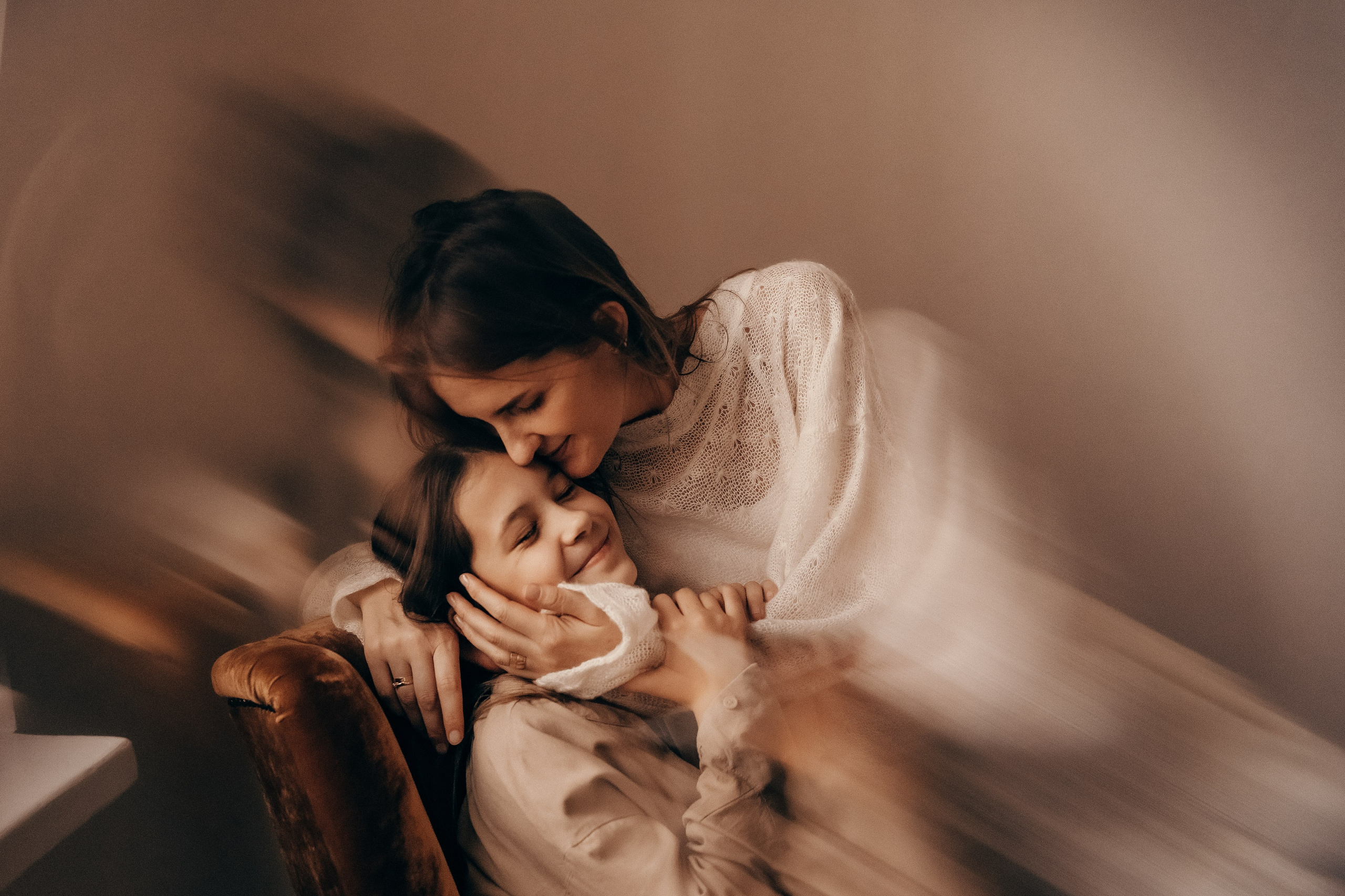 Объятья и немного баловства. Главная