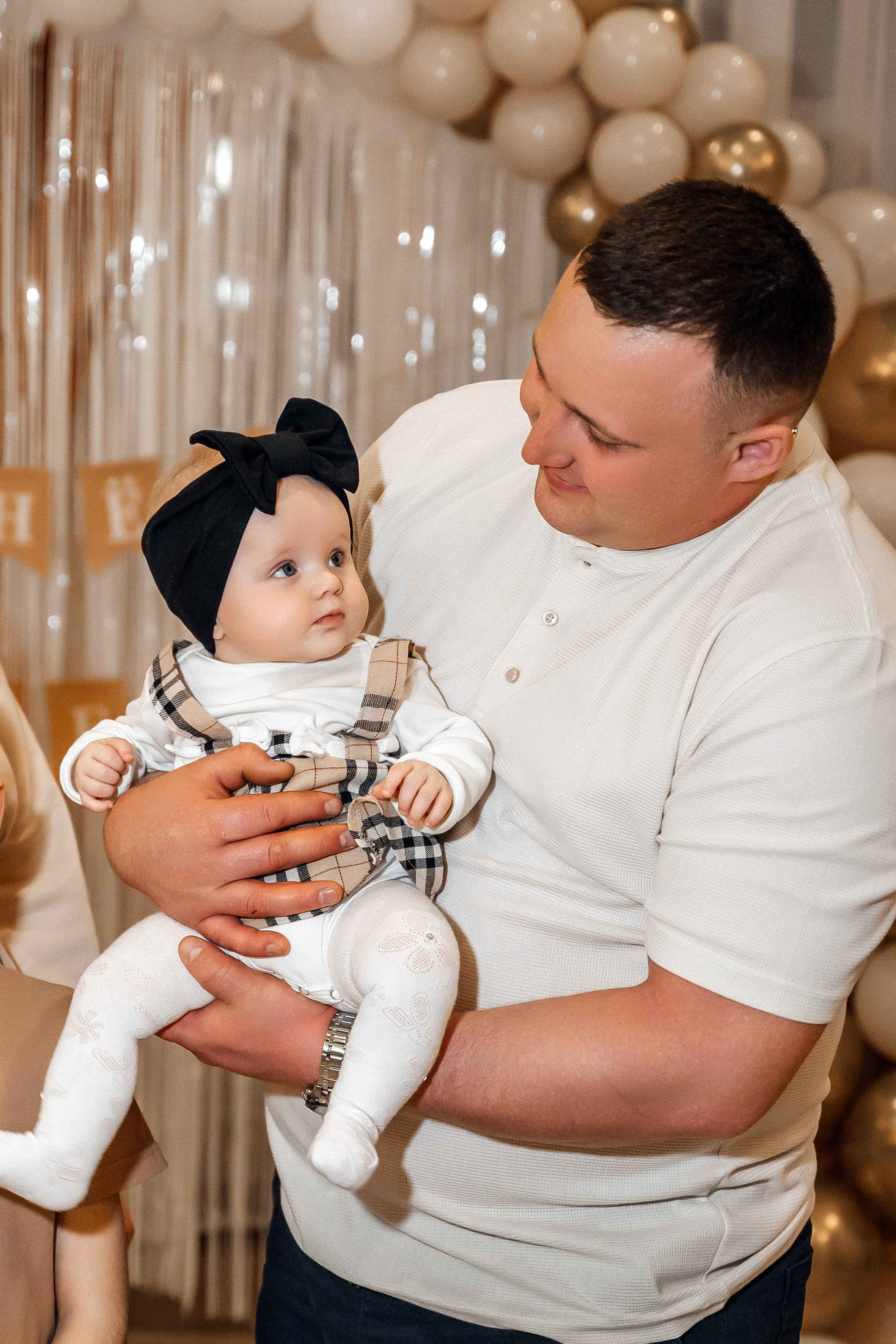 Александра и Виктория 1 годик. Семейный фотограф в Белгороде Амелина Алина