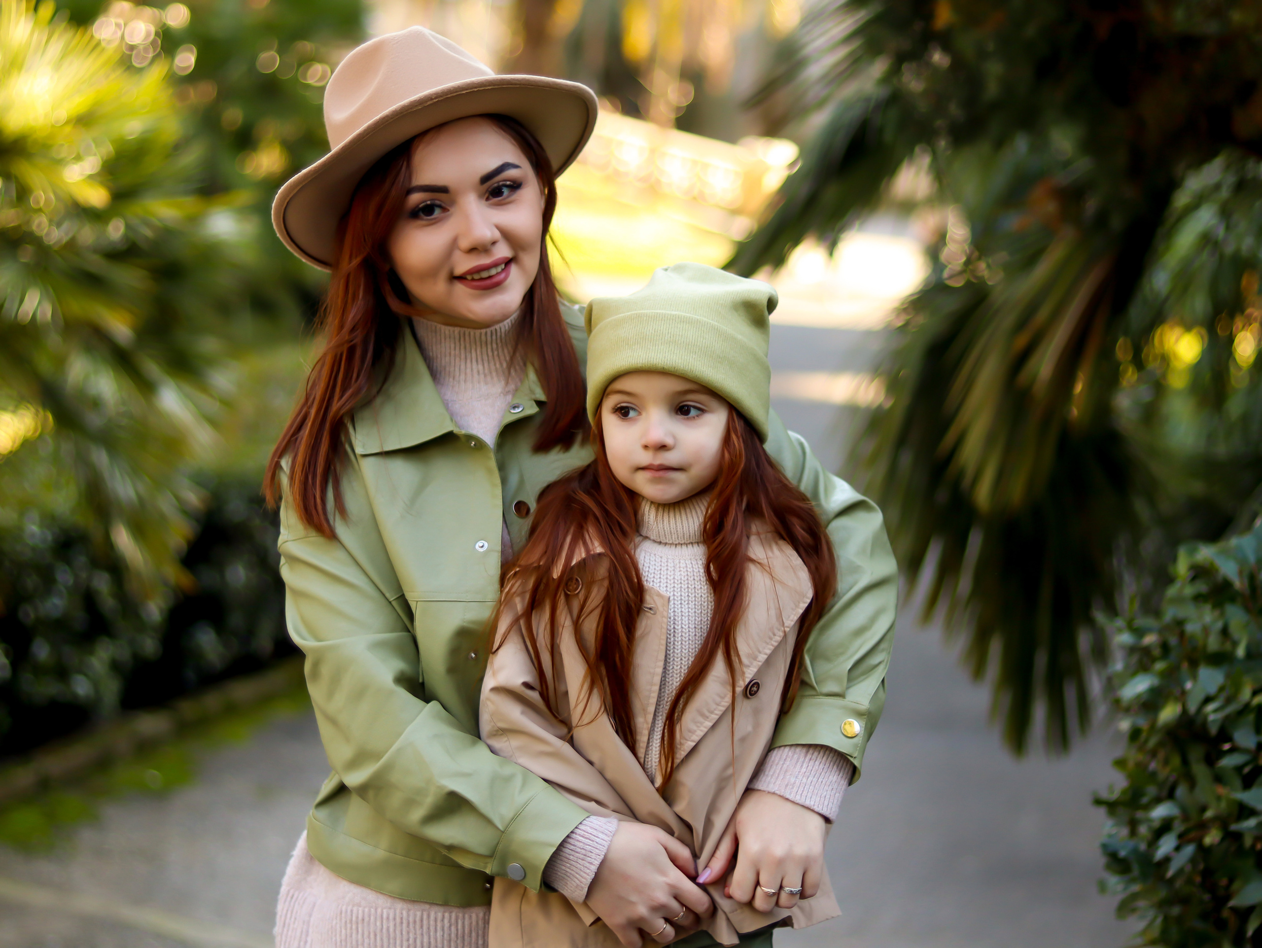 ИРИНА и АДЕЛИЯ. Фотограф Людмила Лебединская г. Краснодар (Приморско-Ахтарский р-он)