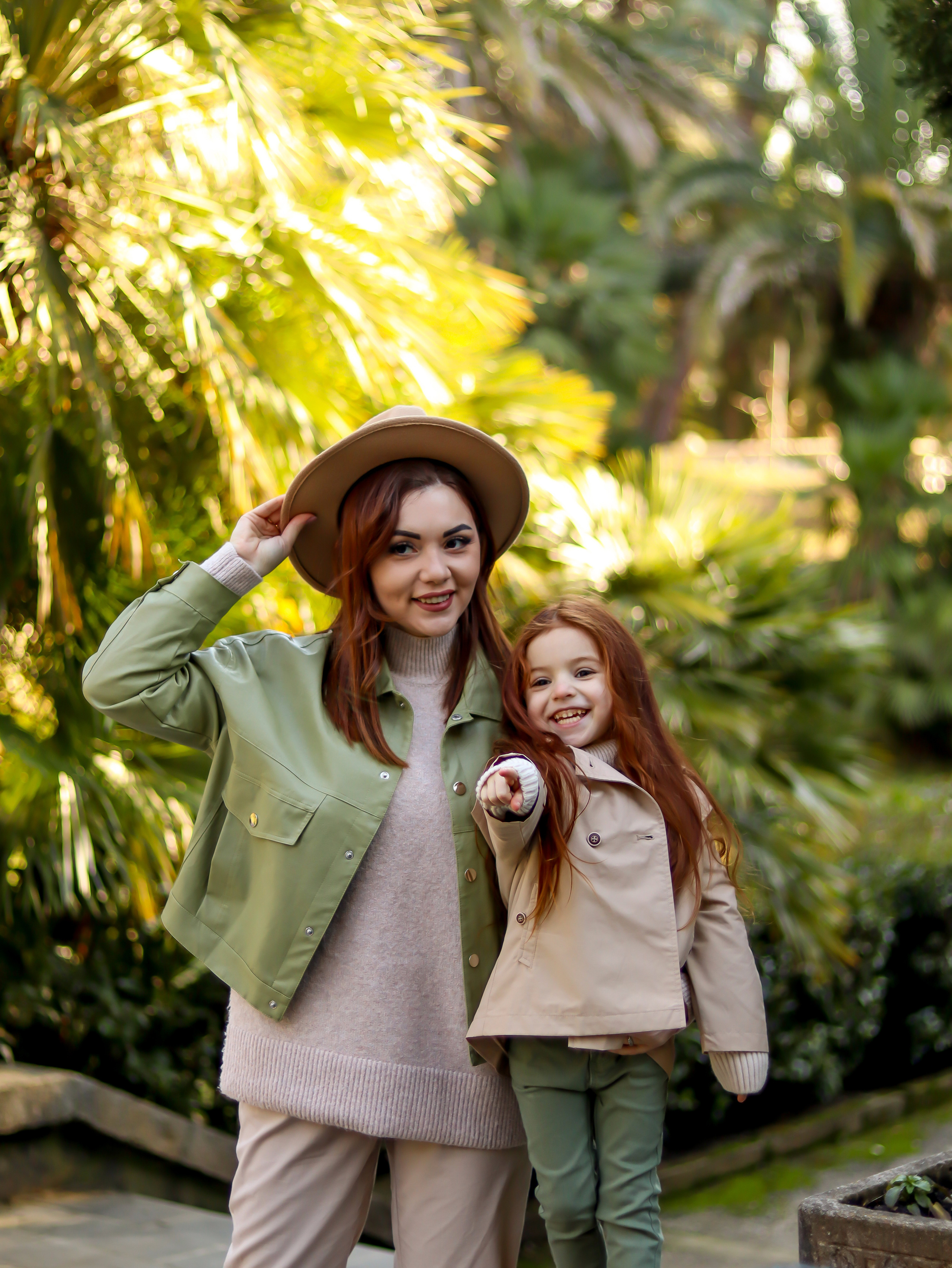 ИРИНА и АДЕЛИЯ. Фотограф Людмила Лебединская г. Краснодар (Приморско-Ахтарский р-он)