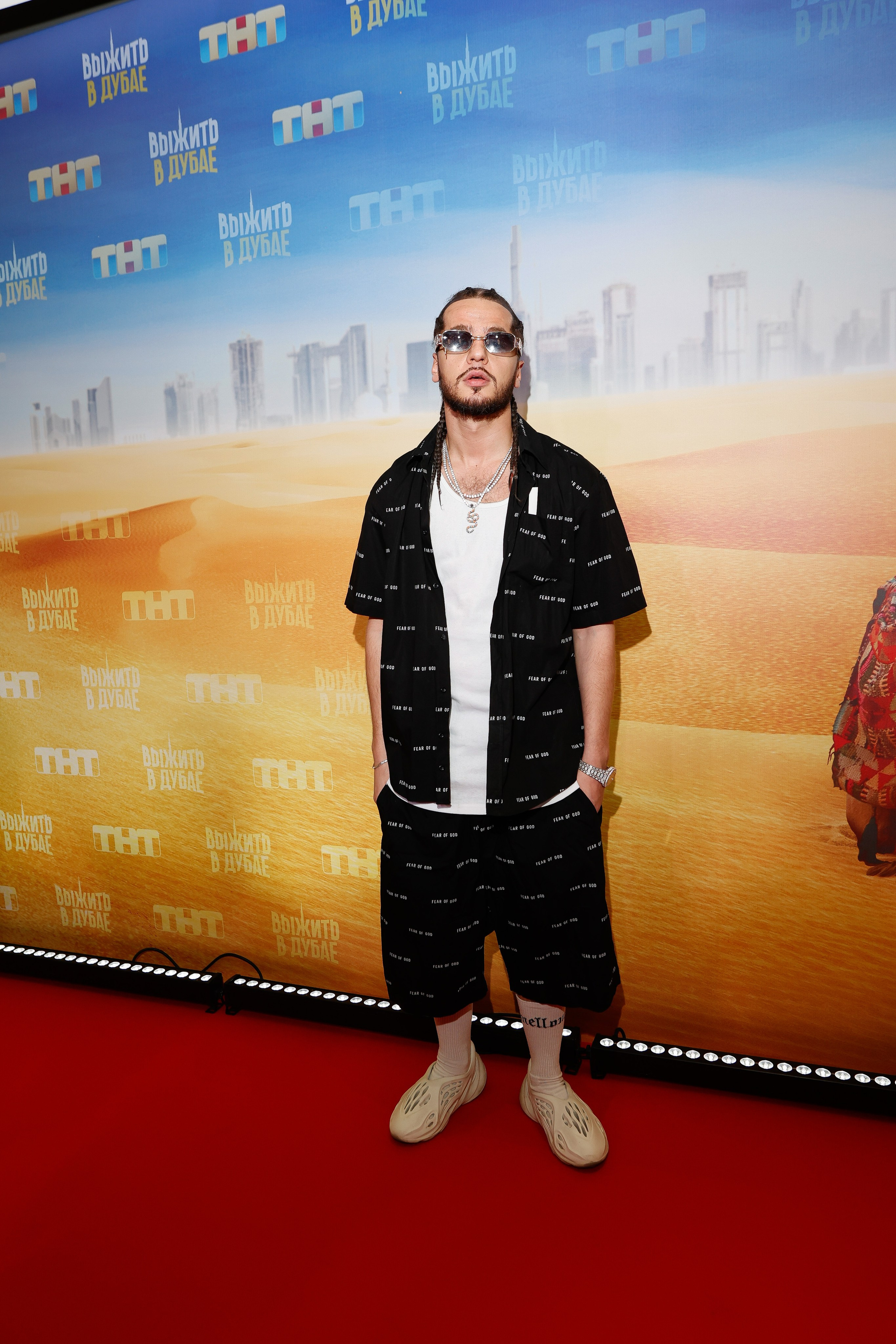 Выжить в Дубае | Кинотеатр «Октябрь» на Новом Арбате | ТНТ. Nikolskayasecular