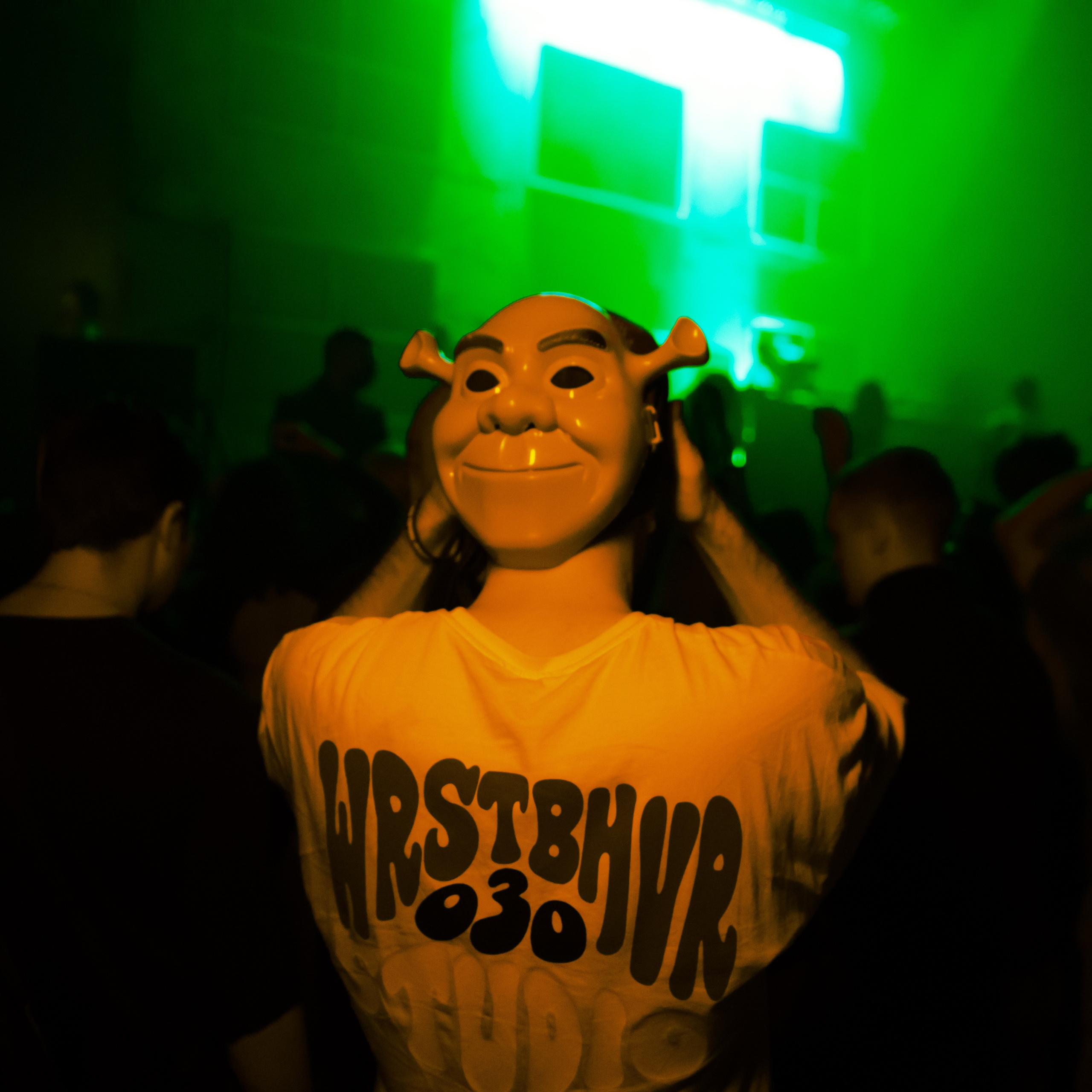 Клубный репортаж в Lookin Rooms. Свадебный и портретный фотограф в Москве Жердев Даниил