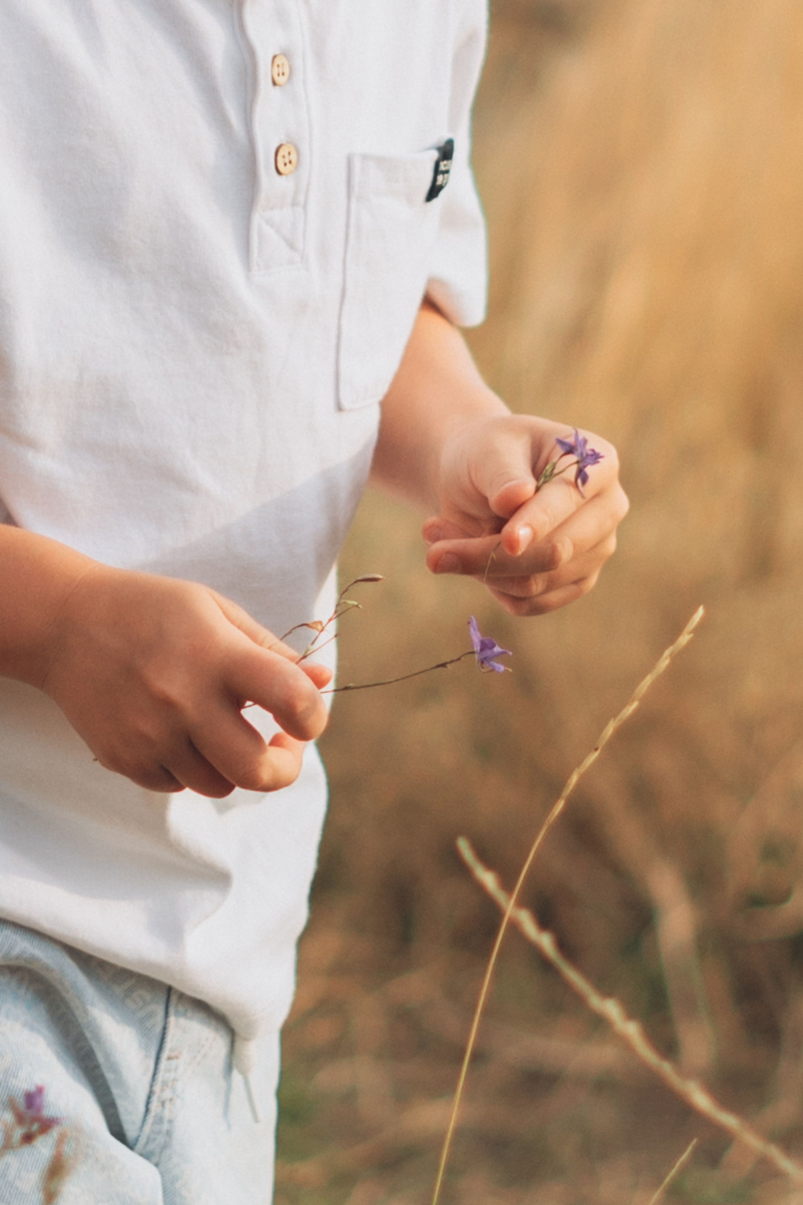 Анапская фотосессия с элементами приключения - семейный поиск "клад" с картой сокровищ, фотограф Анапа