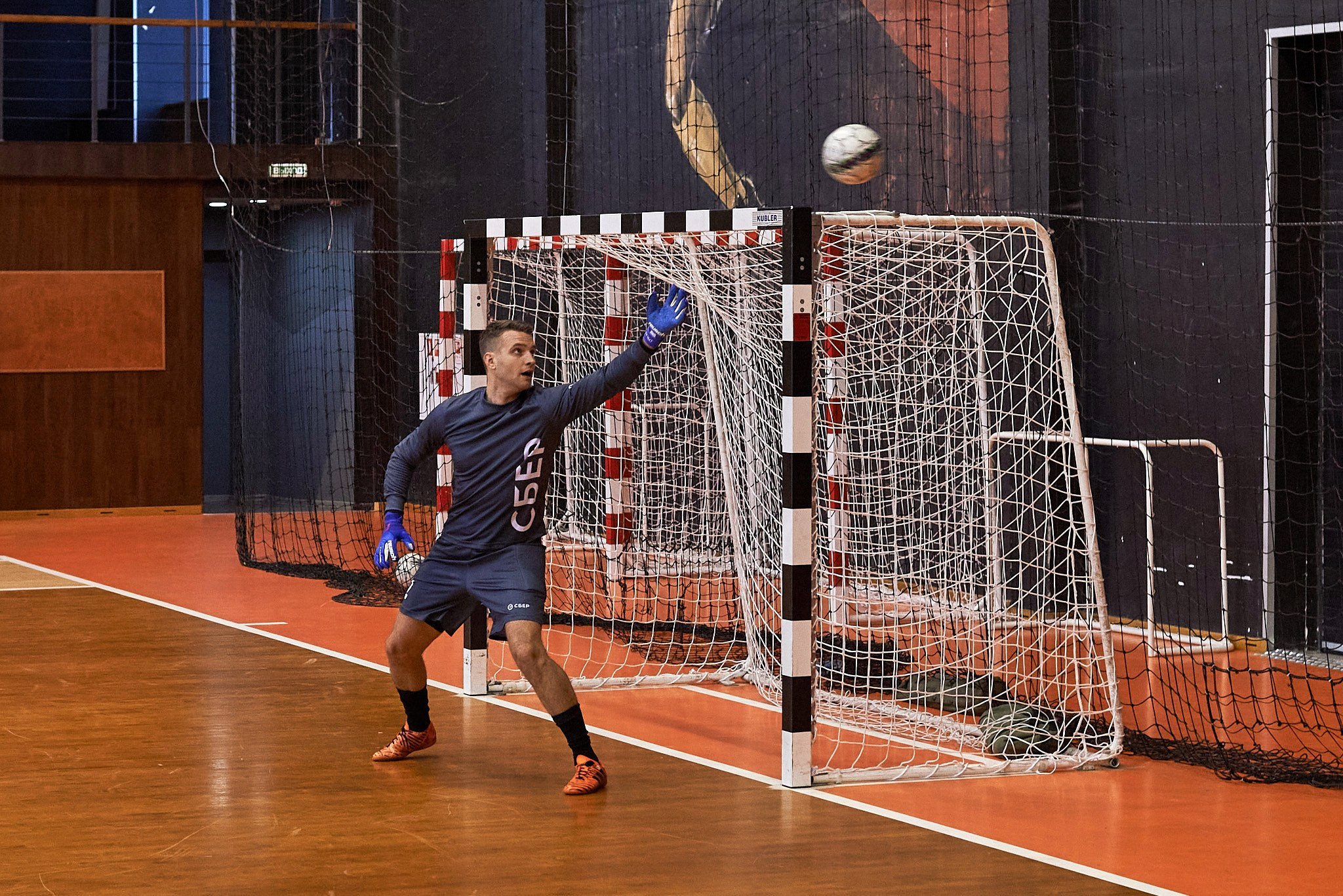 СБЕР и Правительство СПб товарищеский матч по мини-футболу. Иван Ступа, репортажный фотограф в Санкт-Петербурге и Ленинградской области