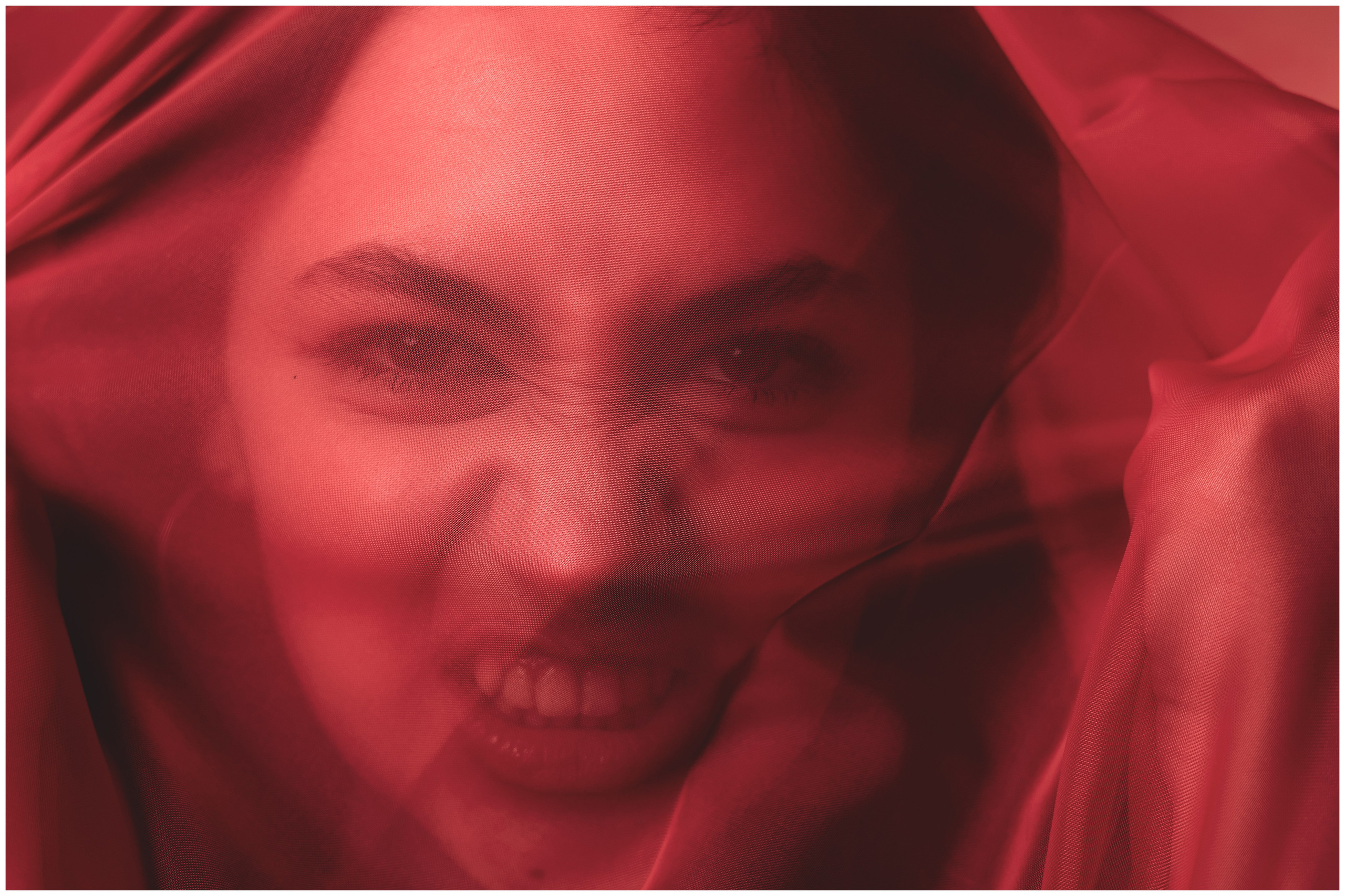 Александра. Портретный фотограф в Орле. Готовые фото за 3 дня! Помощь в позировании. Советы по организации