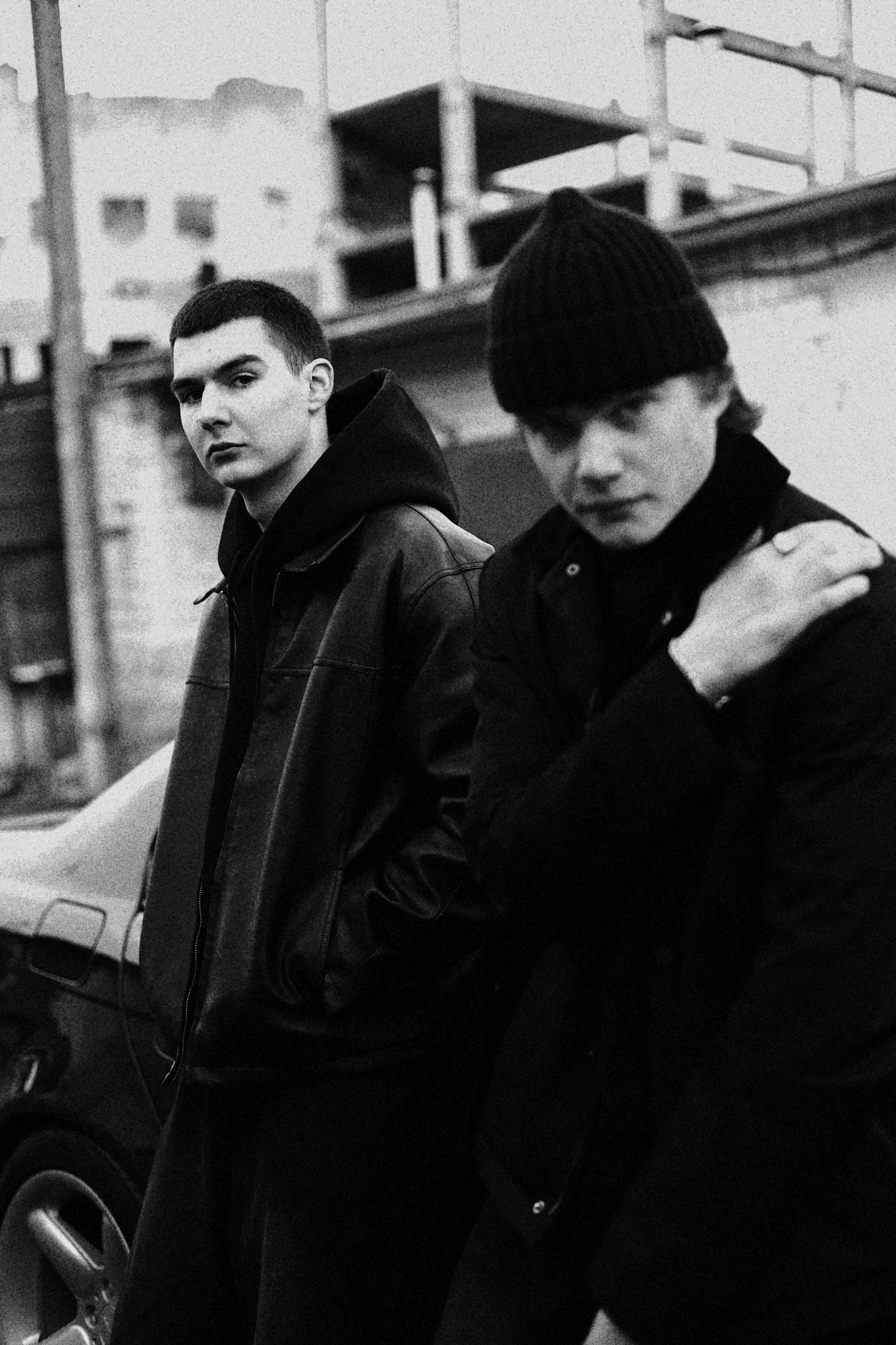 Богдан и Михаил. Портретный фотограф в Орле. Готовые фото за 3 дня! Помощь в позировании. Советы по организации