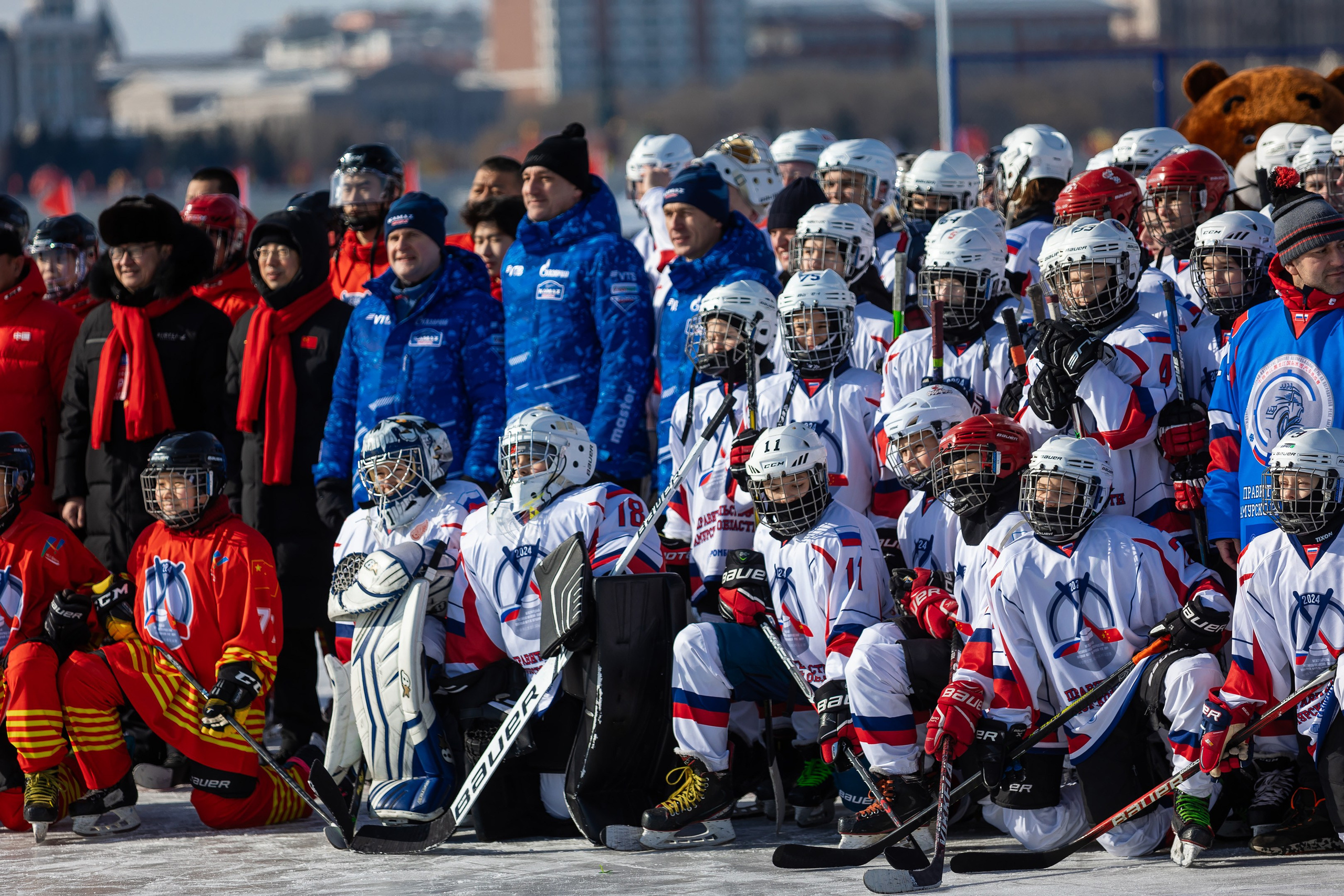 Хоккей и гонки на Амуре (Россия — Китай). Фотограф Эдуард Глок в г. Благовещенске Амурской области
