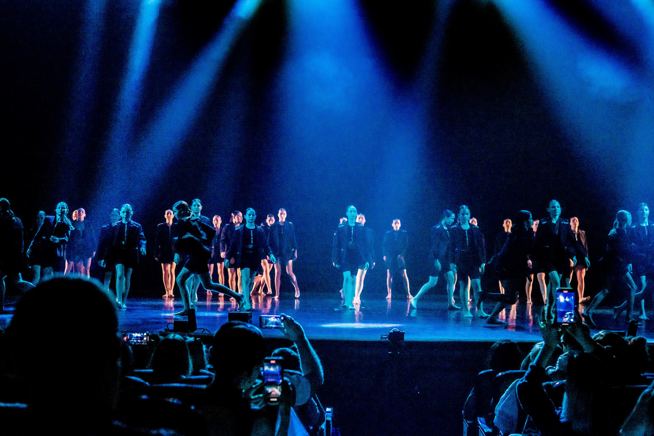 ОТЧЕТНЫЙ КОНЦЕРТ ХОРЕОГРАФИЧЕСКОЙ ШКОЛЫ НИКА. Фотограф в Сочи Юрий Шептаев