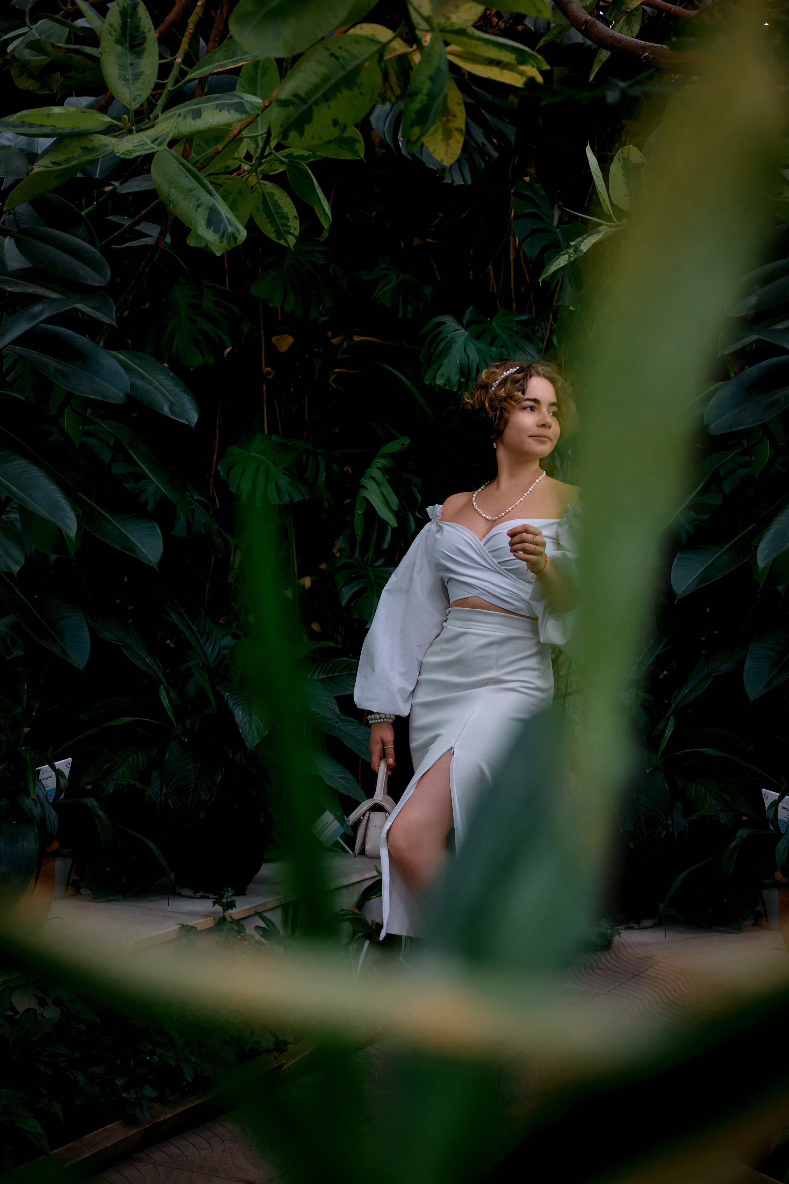 Фотосессия в саду. Портретный фотограф в Санкт-Петербурге Анастасия Епифанова