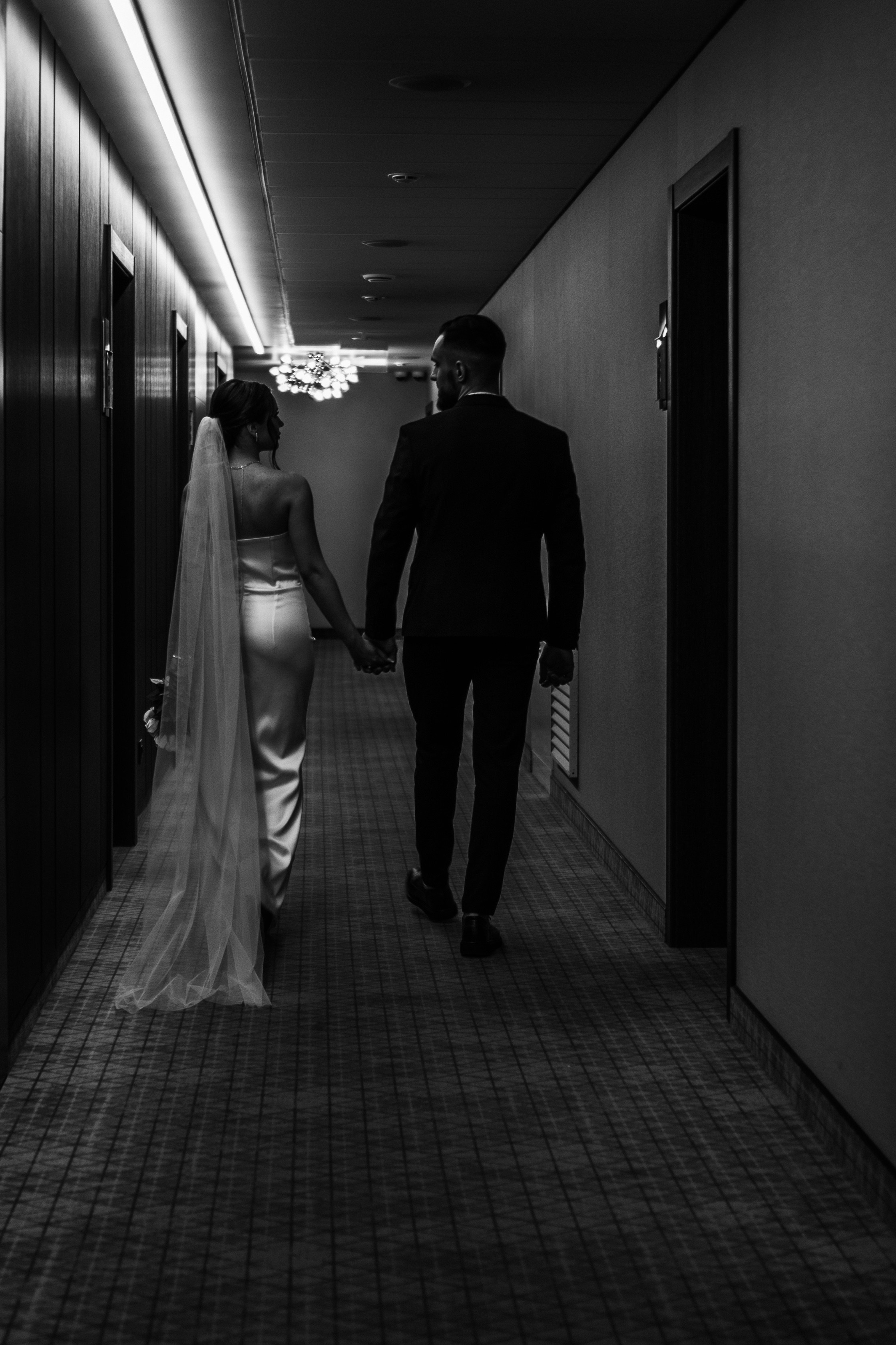 СВАДЕБНАЯ СЬЕМКА СБОРОВ ЖЕНИХА И НЕВЕСТЫ В ОТЕЛЕ И ТАКЖЕ ФОТОСЕССИИЯ В ОТЕЛЕЕ МЕГАПОЛИС БРЯНСК. Профессиональный фотограф, Санкт-Петербург — Виктория Богомолова