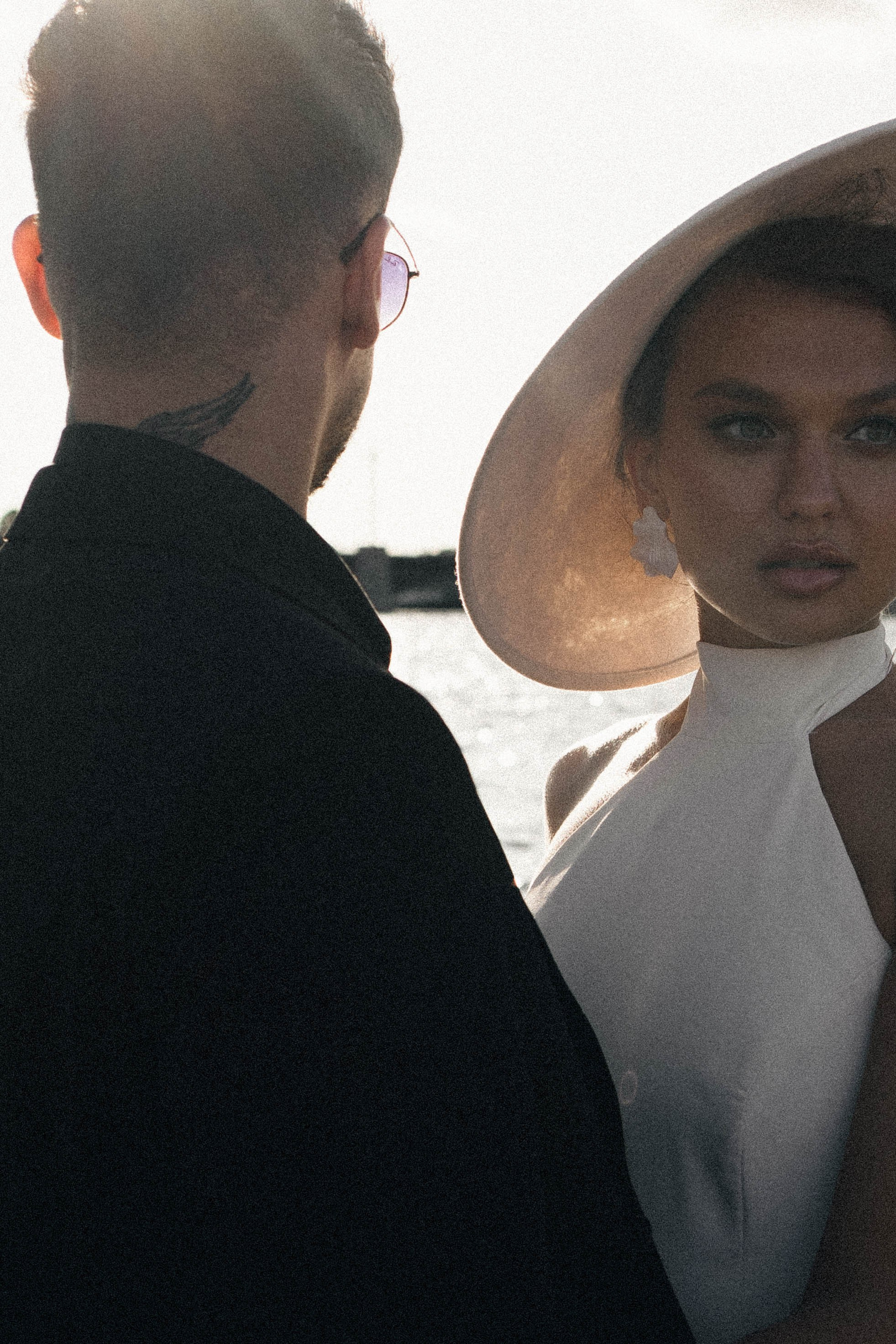 СВАДЕНБНАЯ СЬЕМКА НА КАТЕРЕ ПО КАНАЛАМ САНКТ-ПЕТЕРБУРГА И В АКВАТОРИИ НЕВЫ. Профессиональный фотограф, Санкт-Петербург — Виктория Богомолова