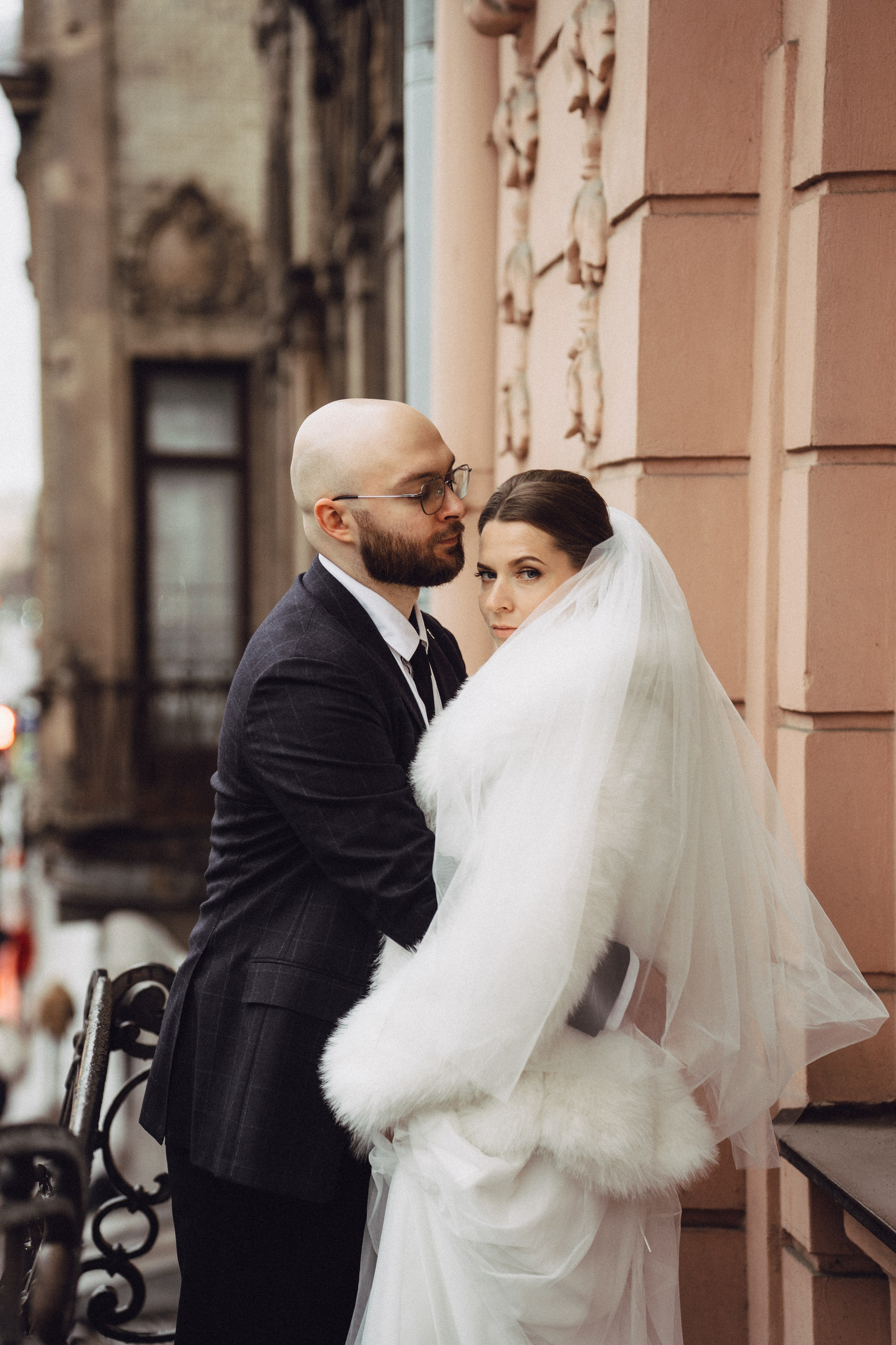 СВАДЕБНАЯ СЬЕМКА ВО ВТОРОМ ДВОРЦЕ (ДЕКАБРЬ) ТАКЖЕ СЬЕМКА В СТУДИИ НА ЧЕРНЫШЕВСКОЙ. Профессиональный фотограф, Санкт-Петербург — Виктория Богомолова