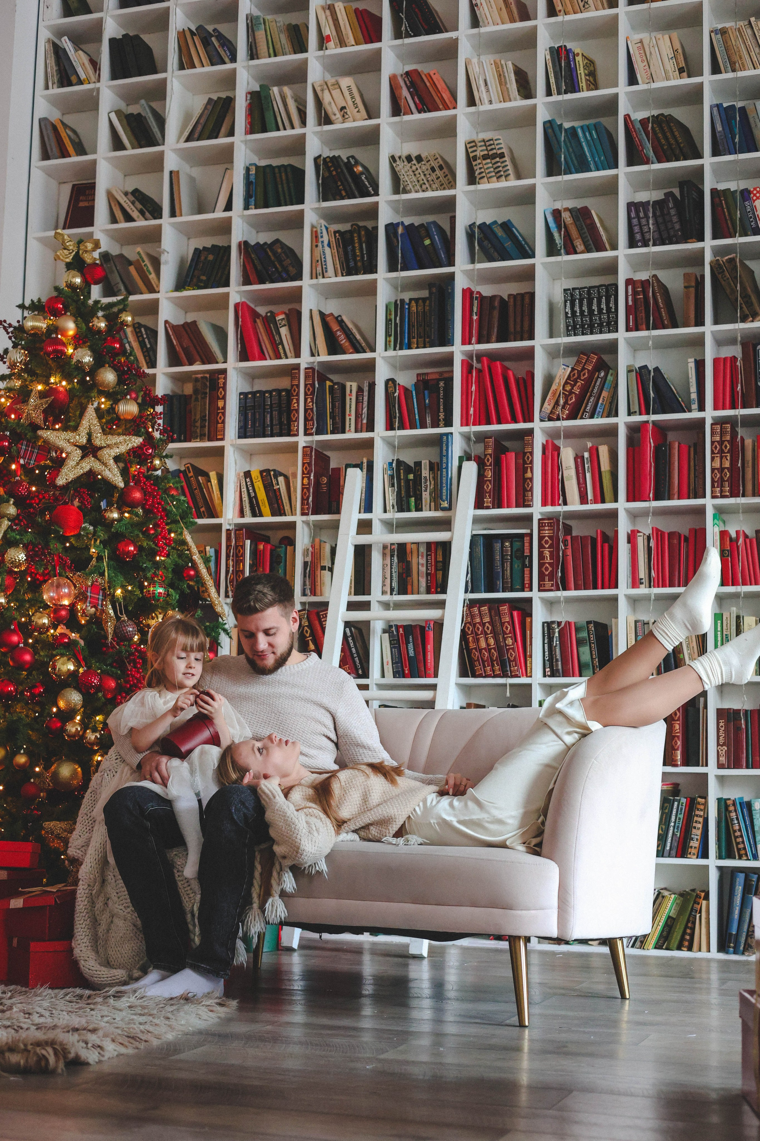 Новогодняя история «Кира и ее семья». Фотограф в Москве Анастасия Калинина