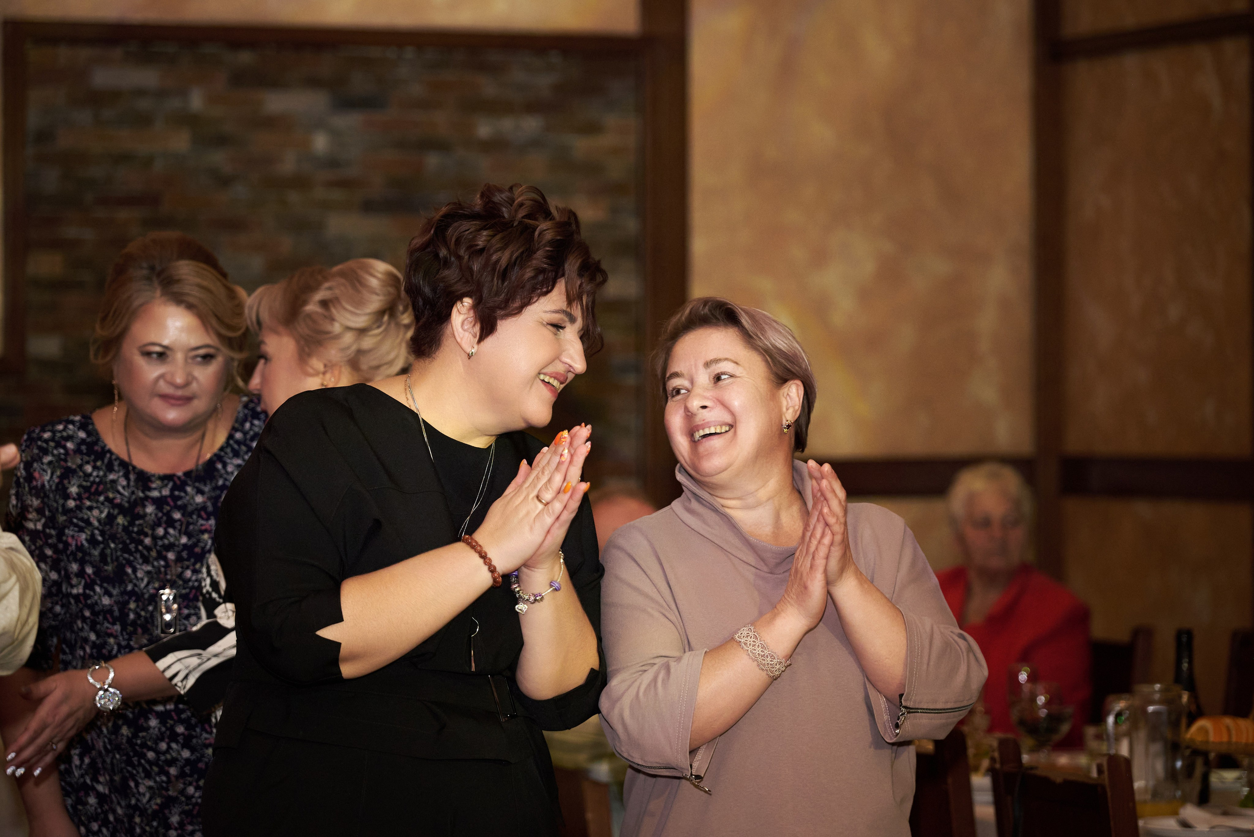 Фотограф Старый Оскол, Губкин. Профессиональный фотограф Старый Оскол, Губкин — свадьба, венчание, крещение, юбилей и день рождения
