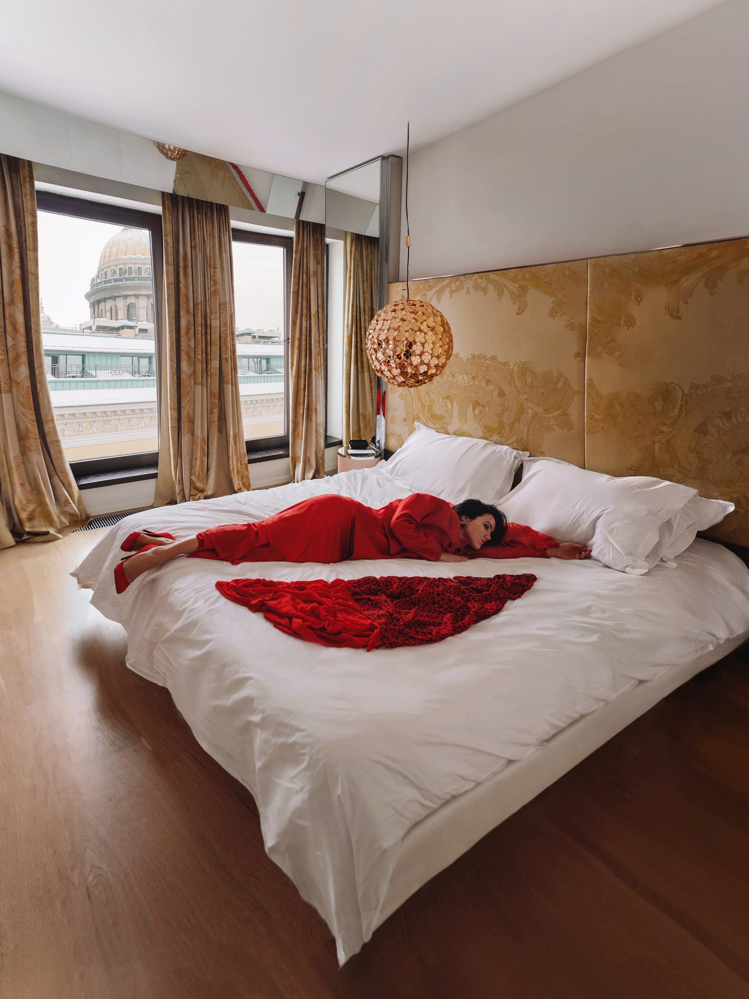 Фотограф Айгуль Вишня, съёмка в Москве и Санкт-Петербурге