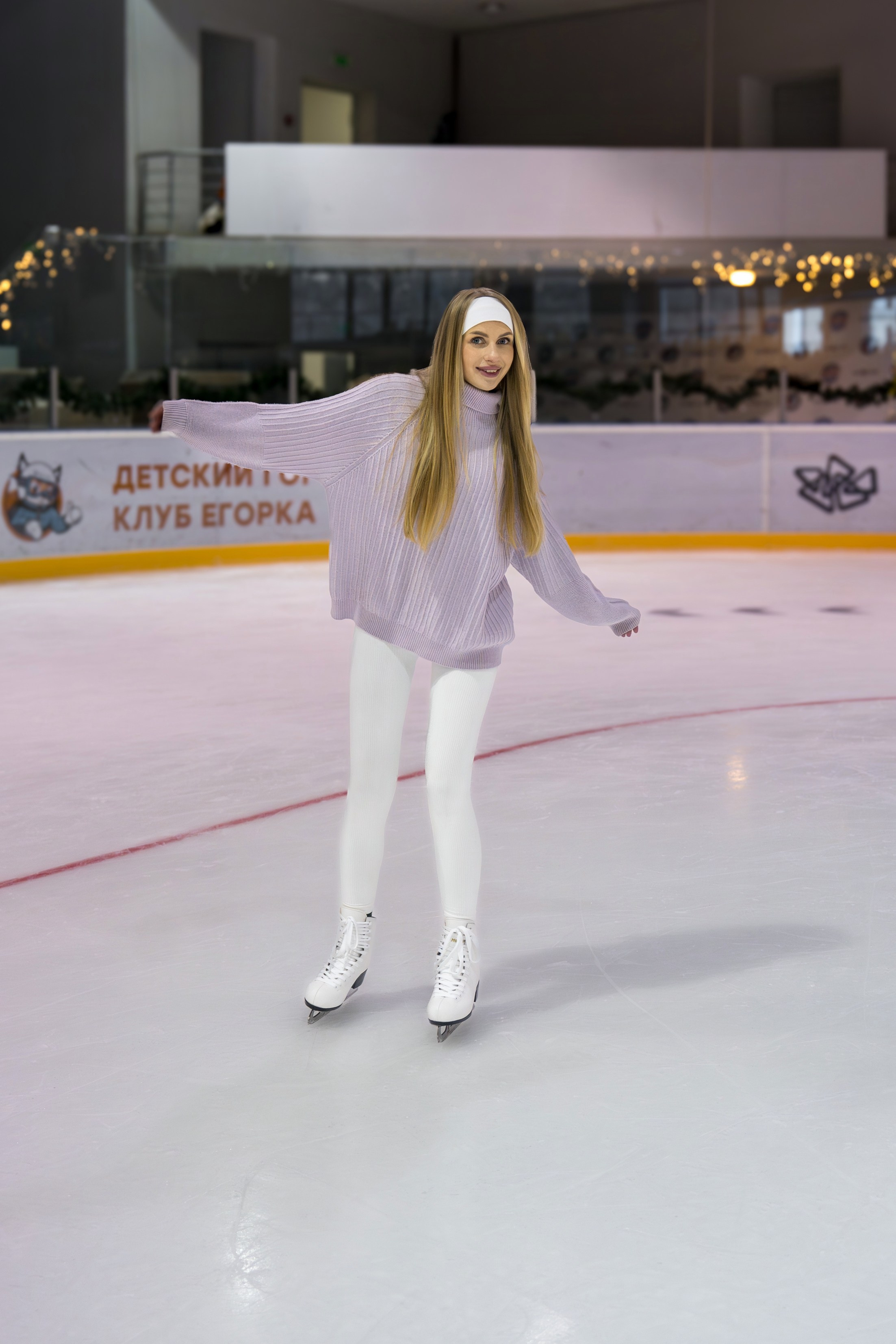 Контент съемка на катке для курорта Роза Хутор. Репортажный фотограф в Красной Поляне и Сочи Павлюченко Екатерина