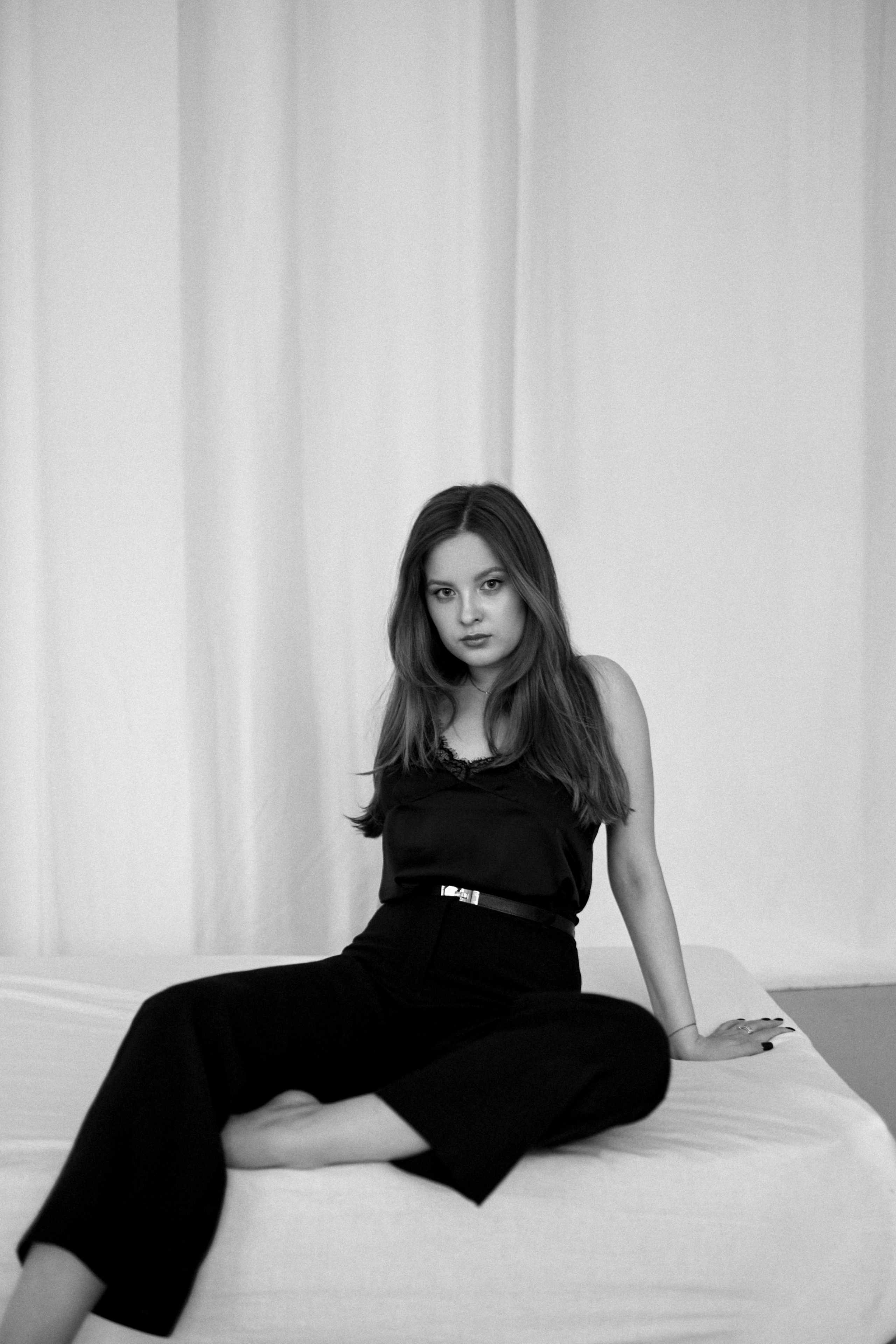 Фотосессия в студии. Сестры Карабаза. Фотографы и ретушеры в Москве и Санкт-Петербурге