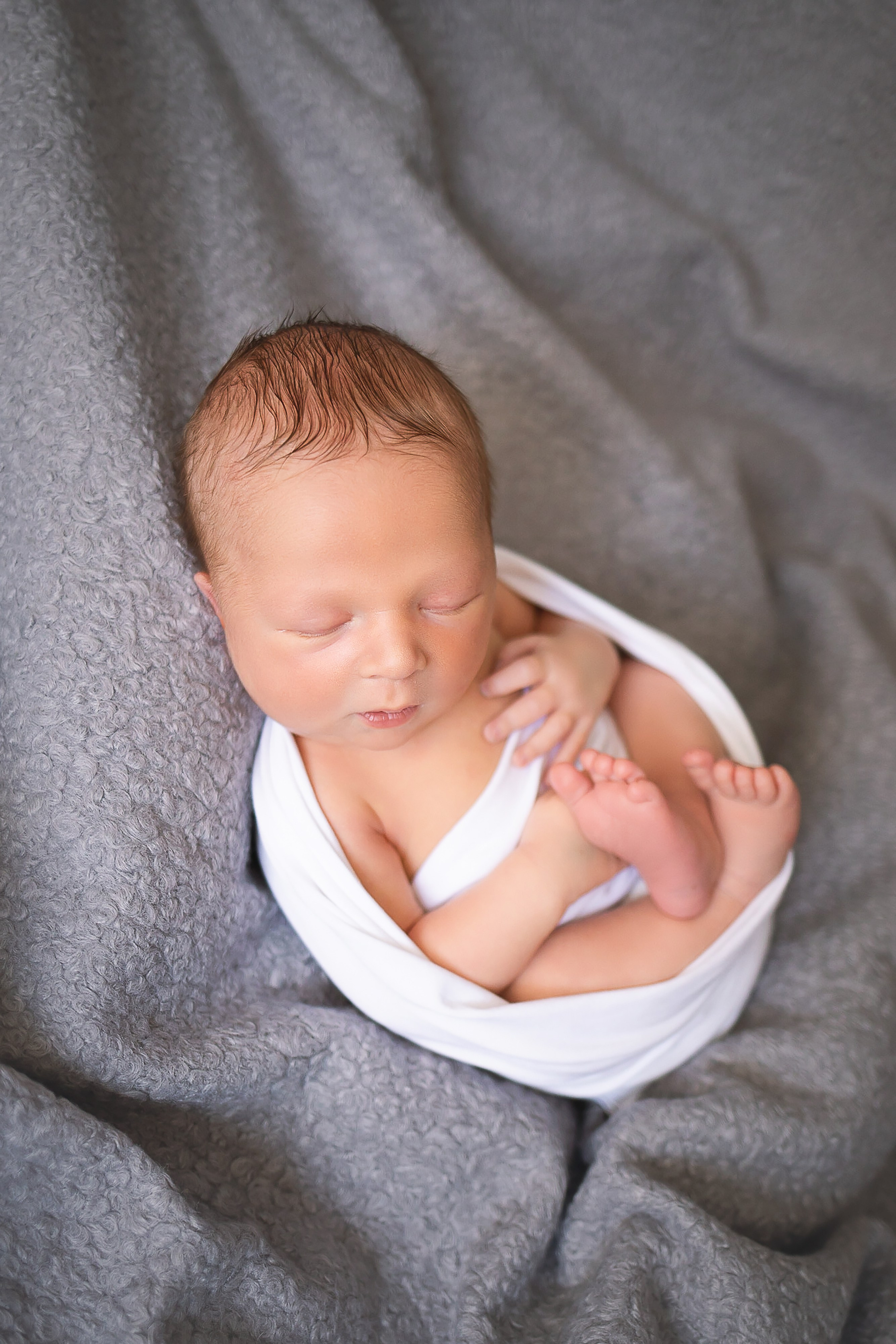 Фотосессия новорожденного. Фотограф новорожденных в Новосибирске