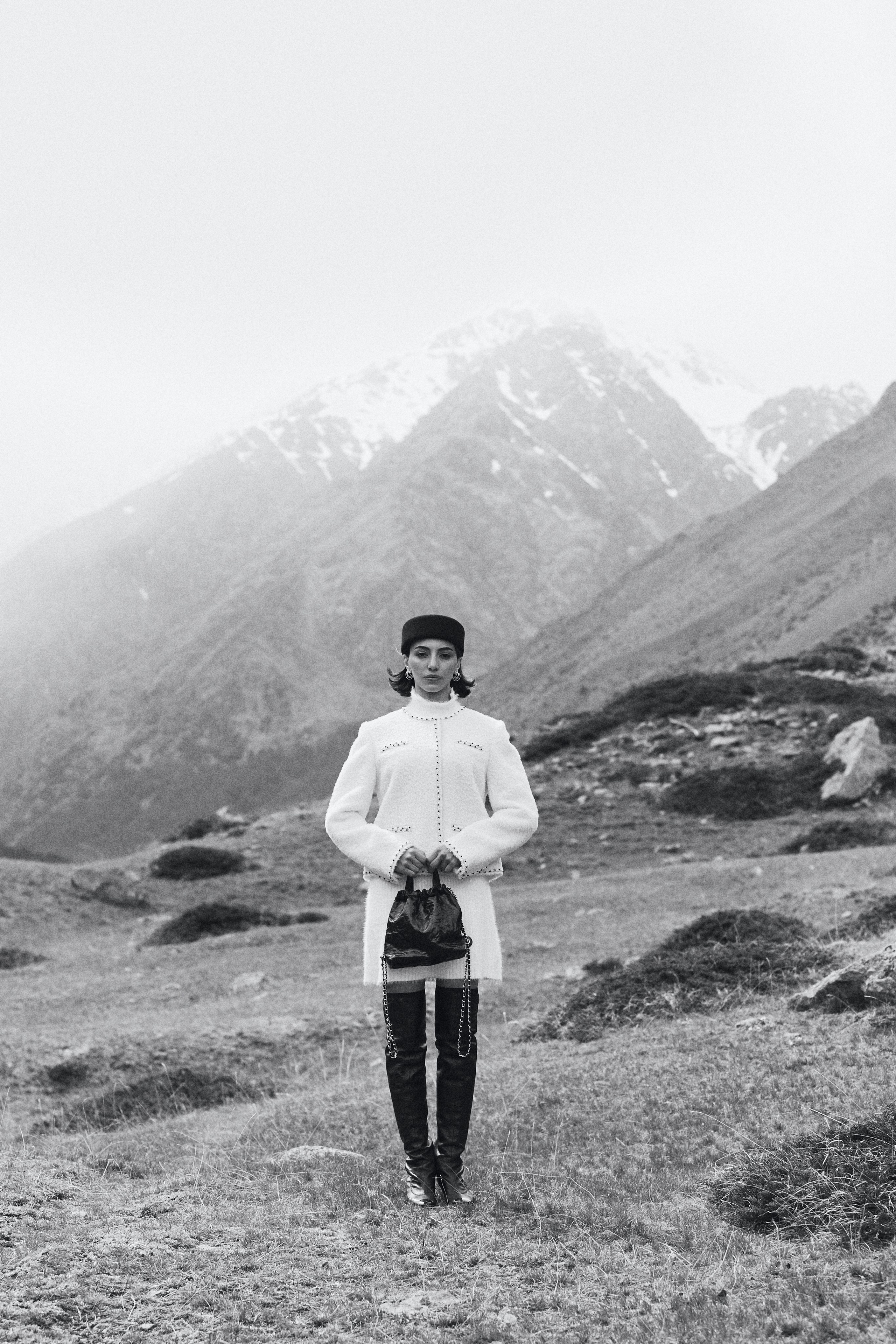 Имиджевая съемка для бренда в горах. Фотограф Продюсер в горах КБР / Москва  Нальчик Горы