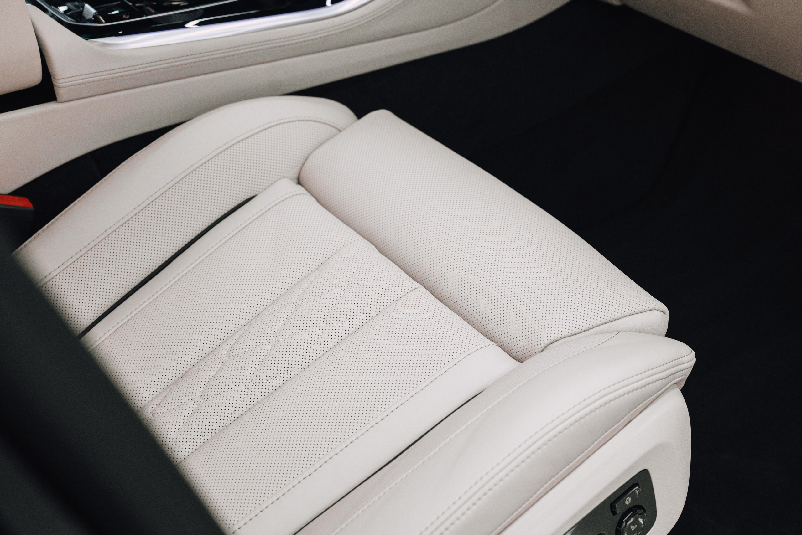 BMW X5 40I. DeLorein