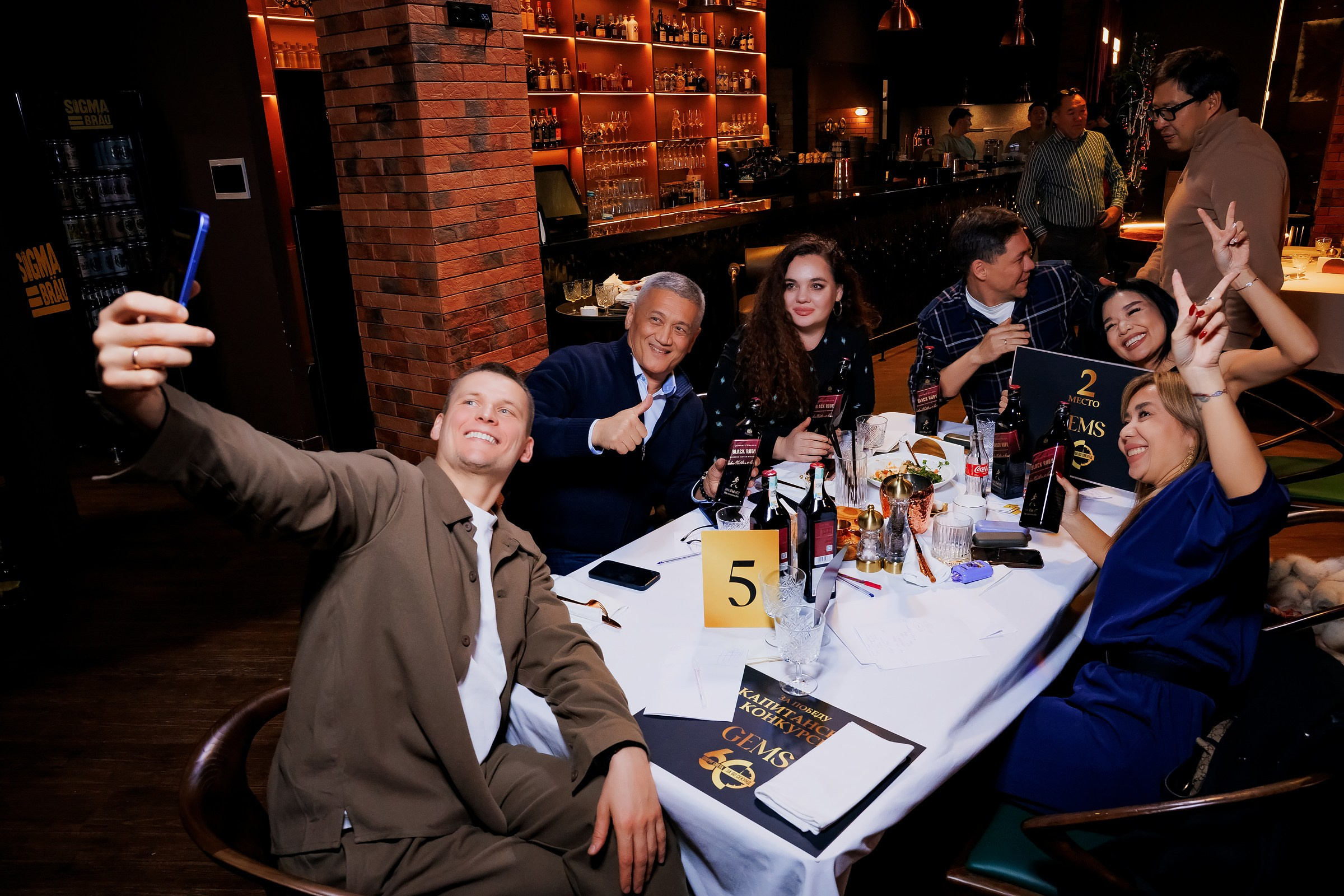 Вокруг Света за 60 Секунд-Sunset Meat Restaurant. Репортажный фотограф в Алматы Каюпов Сержан