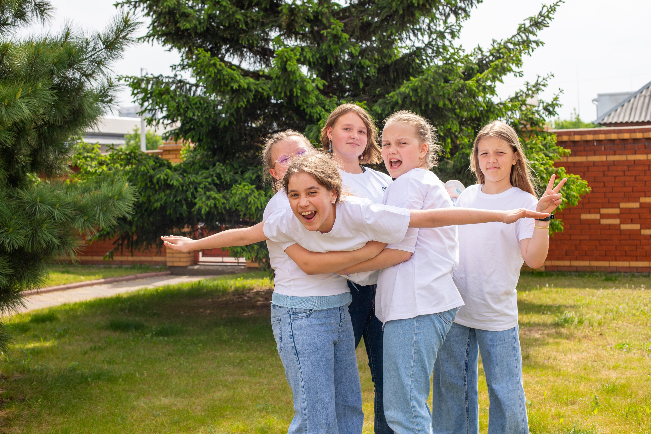 Выпускной 4 класс. Фотосессия под любой запрос в Красноярске. т+79237847111