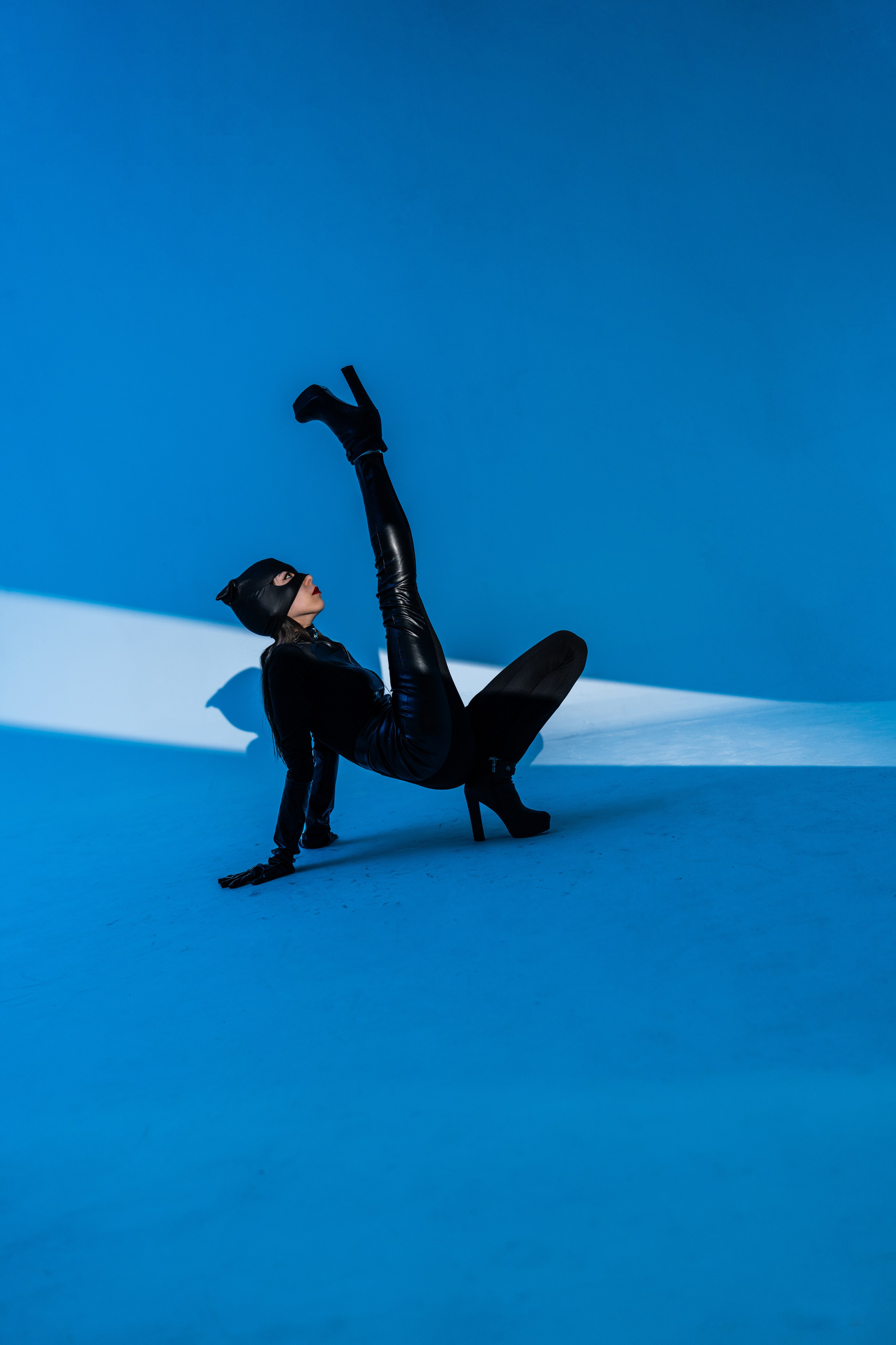 Женщина кошка. Модель Камилла. Свадебный и индивидуальный фотограф Аля Мамакова