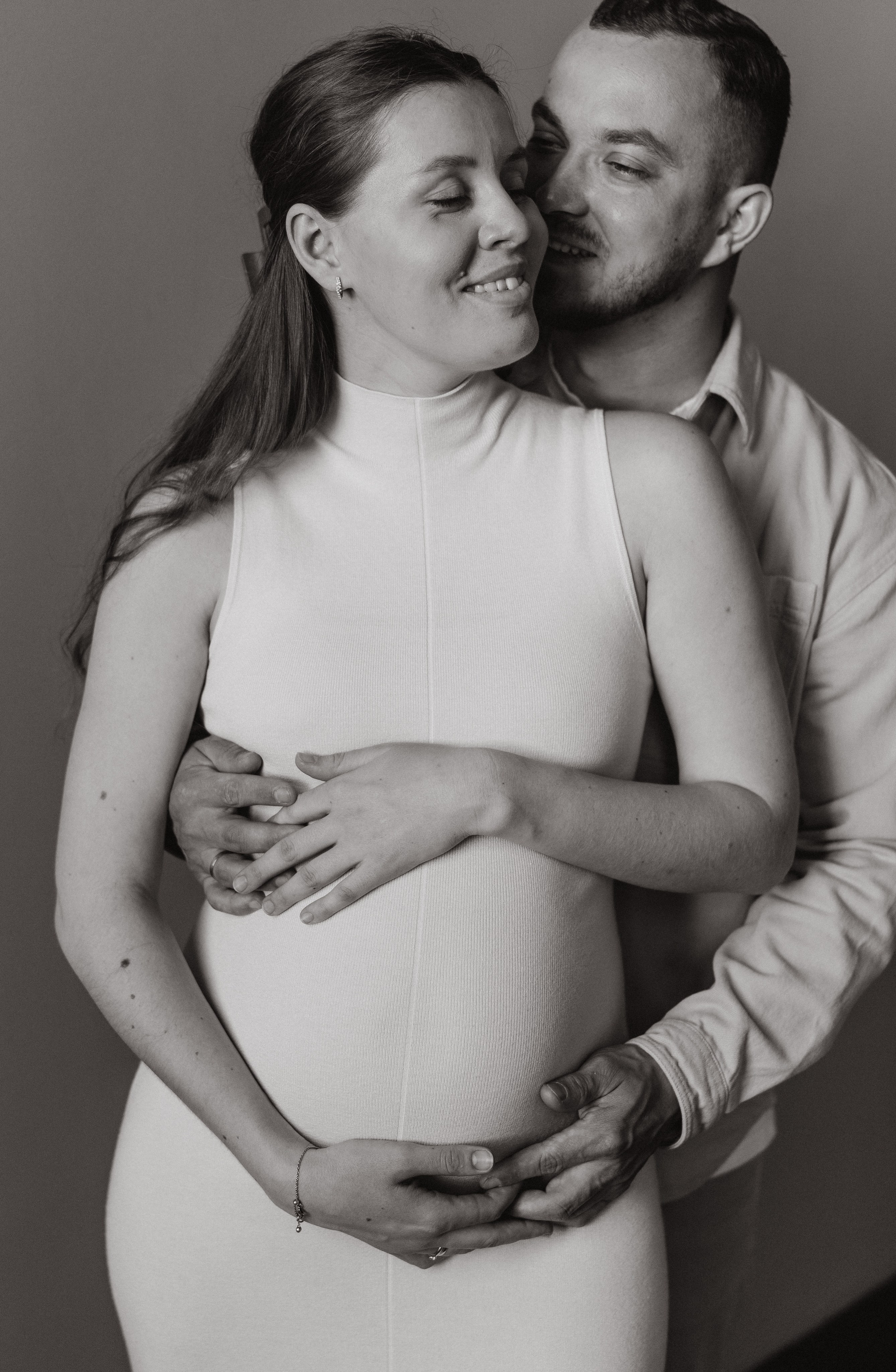 Студийная беременная фотосессия. Семейный, ньюборн фотограф, фотограф на роды в Москве, Виктория Тюльдюкова