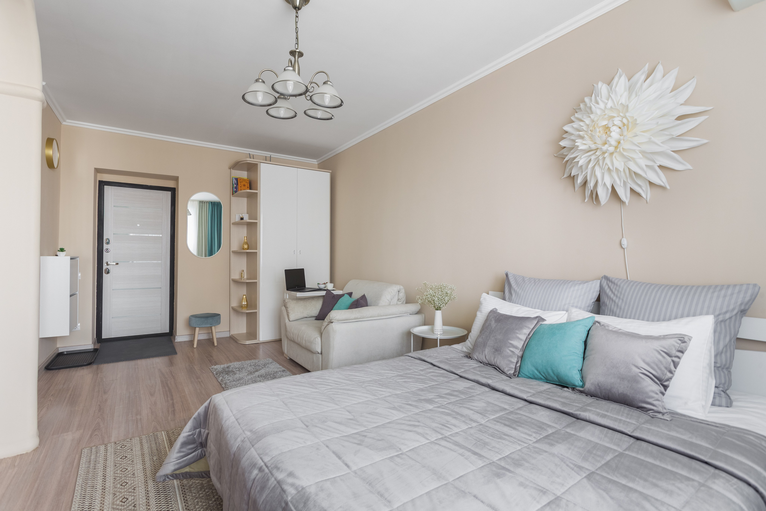 Фотосъемка для посуточной аренды по адресу ул. Взлетная, д. 1. Интерьерный фотограф и ретушер в Красноярске Денис Антропов