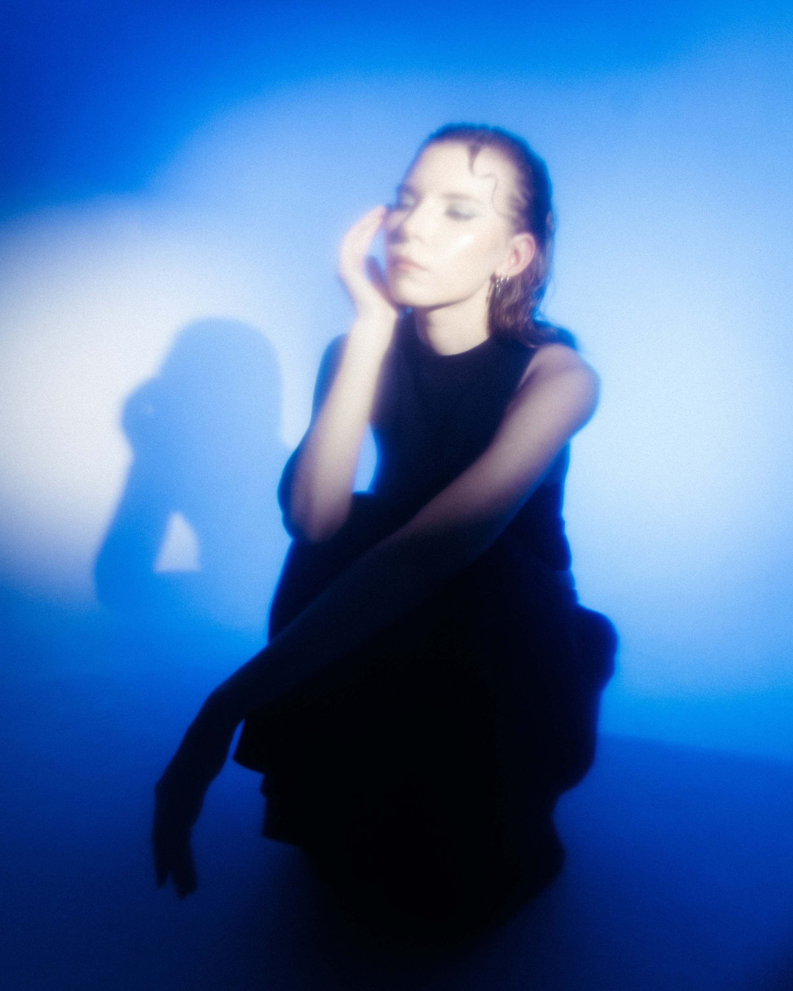 Blue. Sun Betty — кинофотограф Элизабет