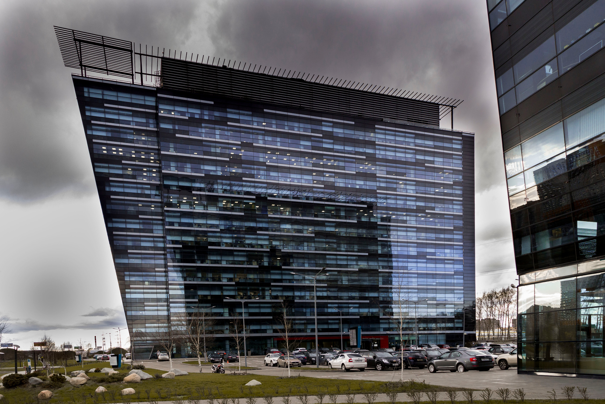 Формы и архитектоника зданий IKEA Химки Бизнес Парка. Проект фотографа Александра Высокина — «Фотоархитектоника»