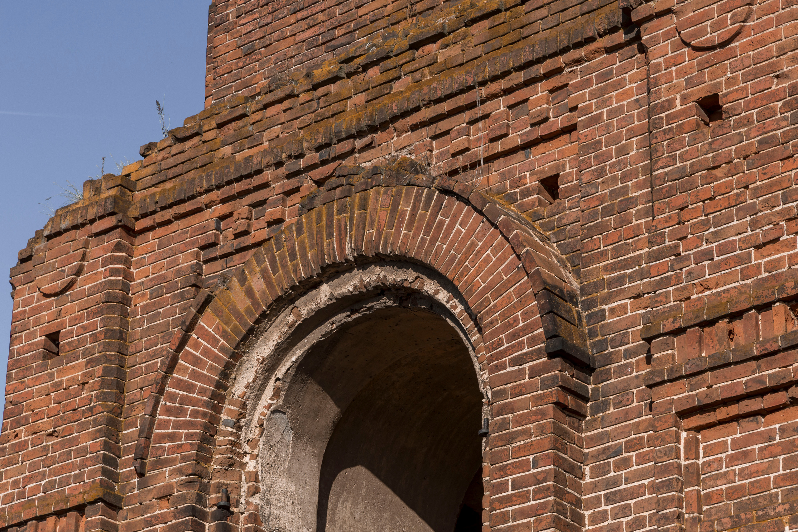 Формы и архитектоника здания Церкви Троицы Живоначальной. Проект фотографа Александра Высокина — «Фотоархитектоника»