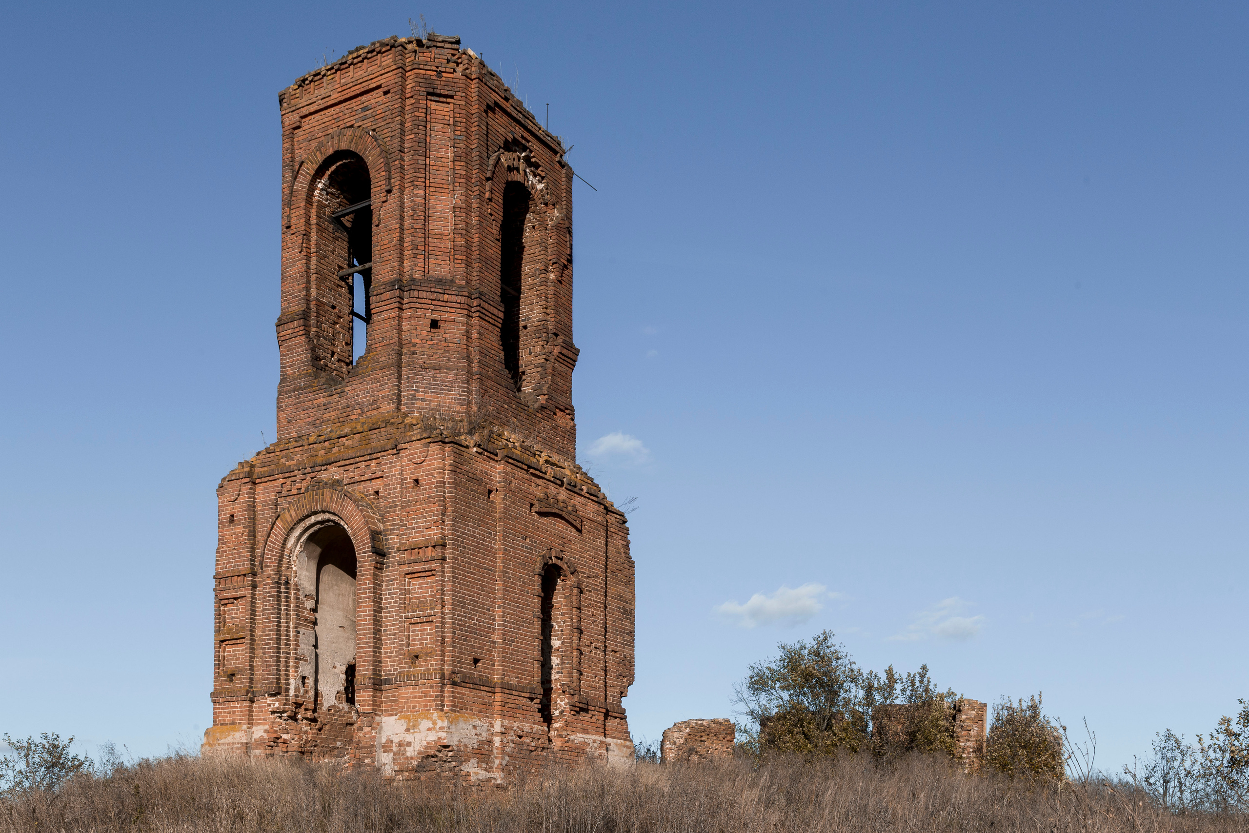 Формы и архитектоника здания Церкви Троицы Живоначальной. Проект фотографа Александра Высокина — «Фотоархитектоника»