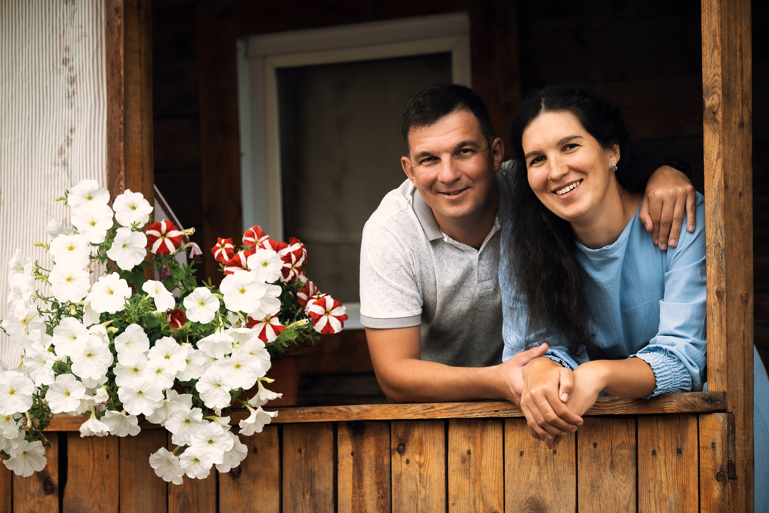 Семейная фотосессия на даче Чита. Портретный фотограф в Чите Анна Камратова. Помогу Вам создать историю, в которой Вы — главный герой!