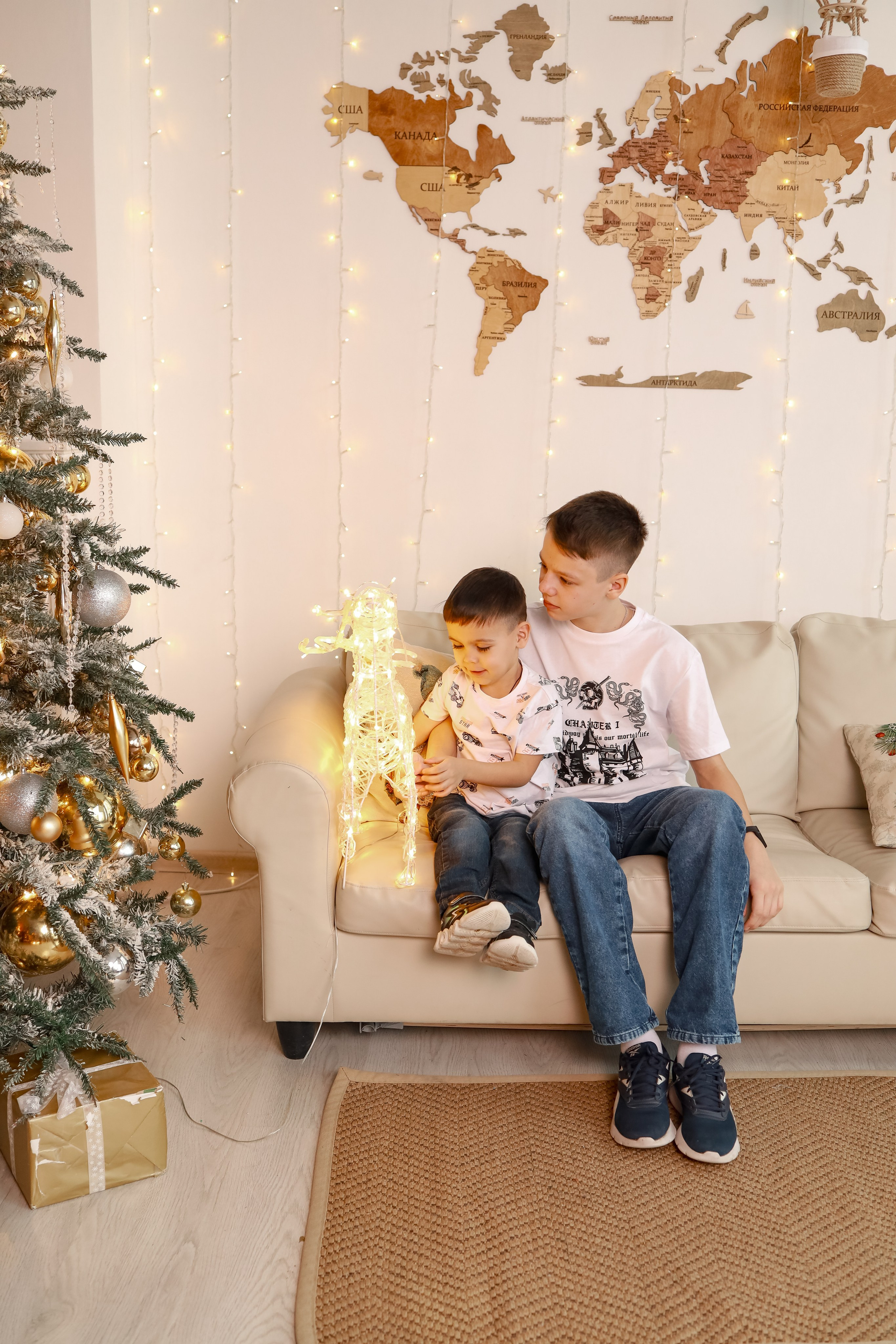 Семейная фотосессия в зале Лофт!. Иванова Ирина Свадебный и семейный фотограф г. Уфа