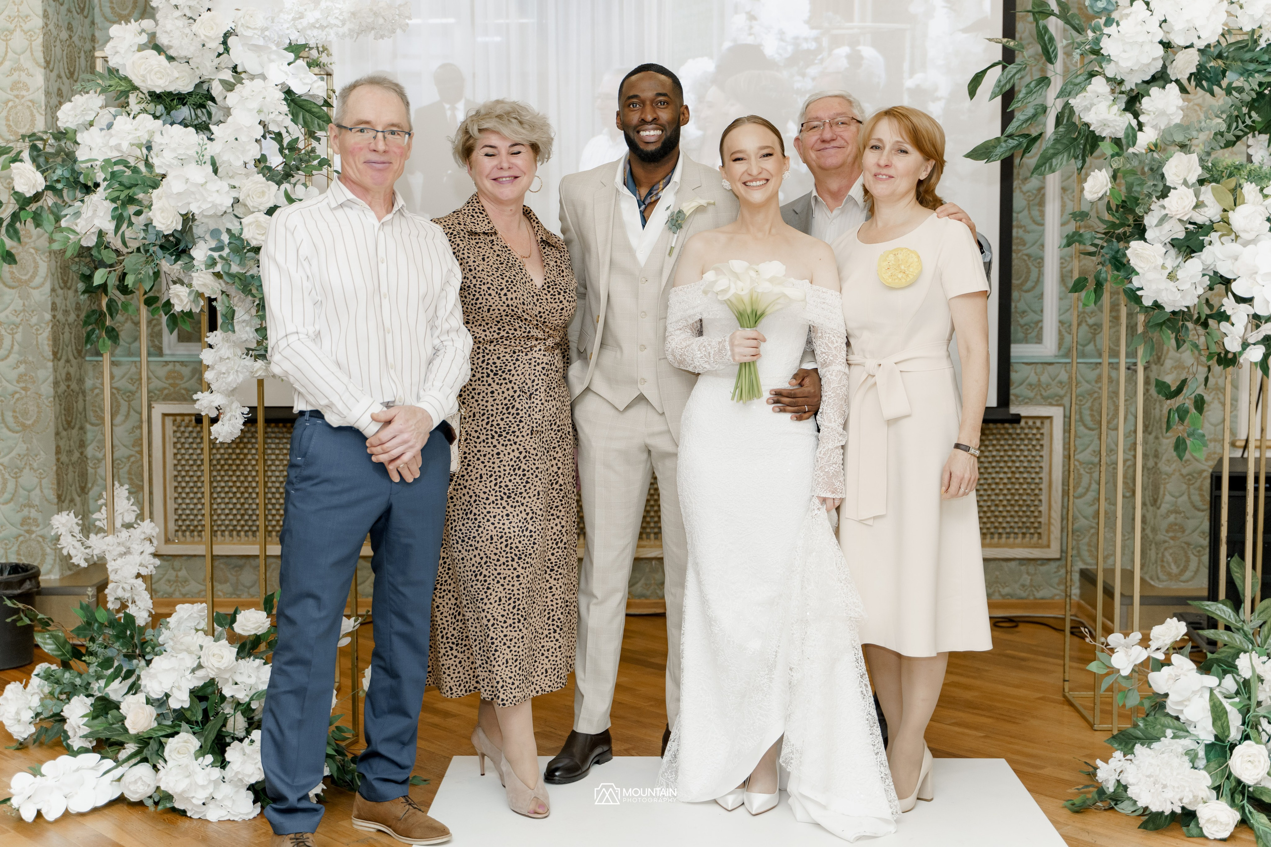 Oludola and Anastasia. Photographer based in moscow Peter Tchana