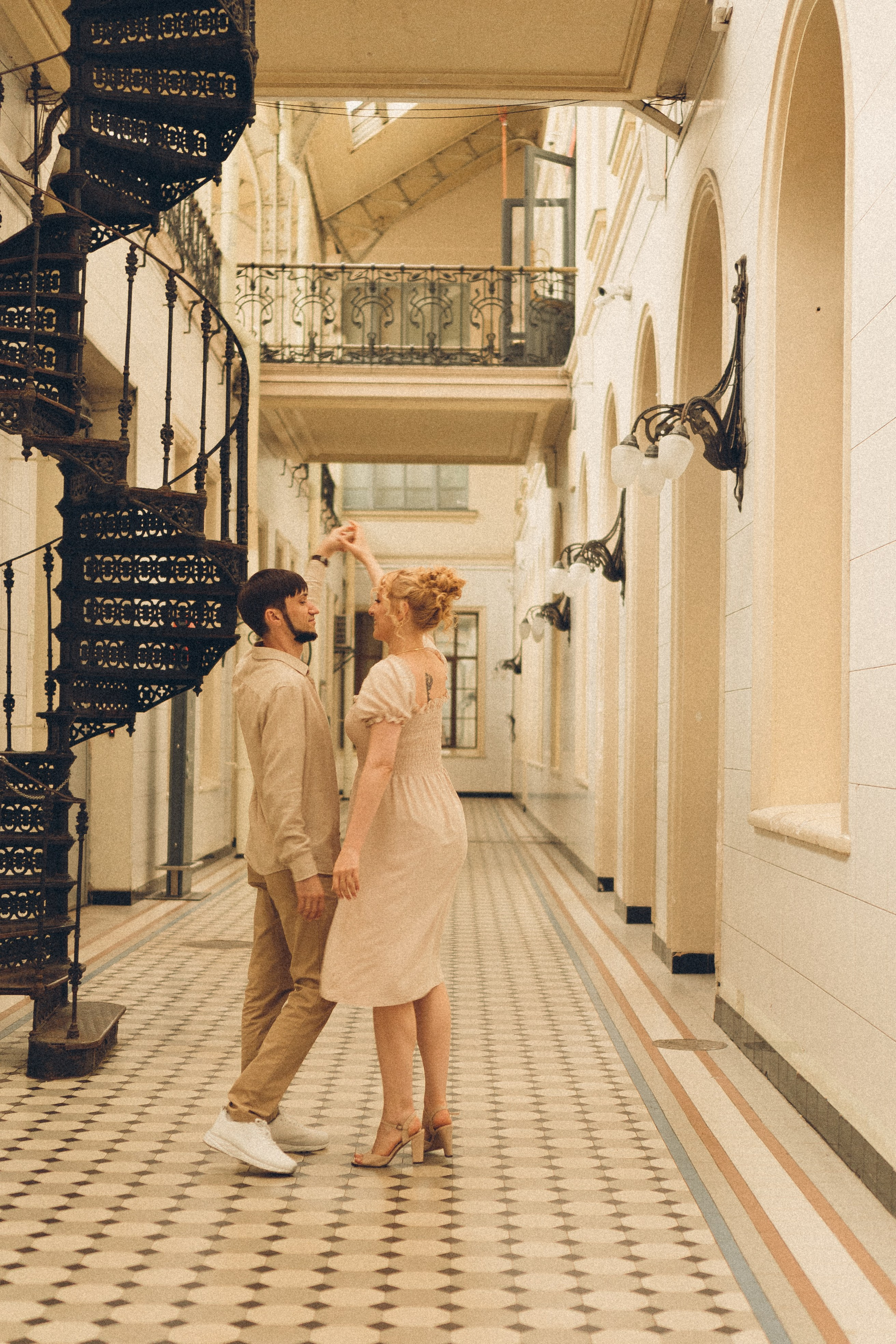 ПРОГУЛКА НА ВИТЕБСКОМ ВОКЗАЛЕ. Профессиональный фотограф, Санкт-Петербург — Виктория Богомолова