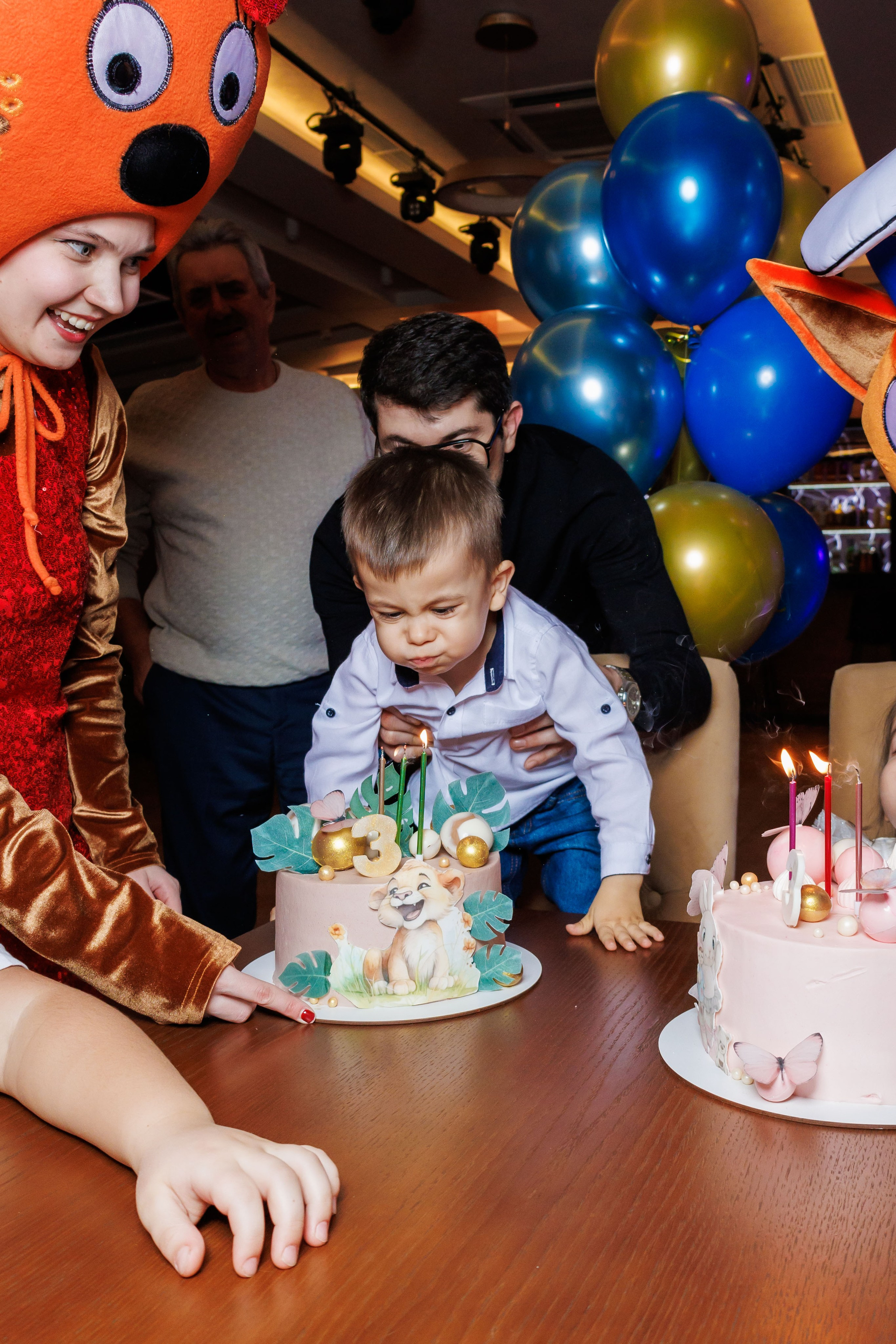 День рождения в ресторане. Фотограф в Москве Дмитрий Емельянов