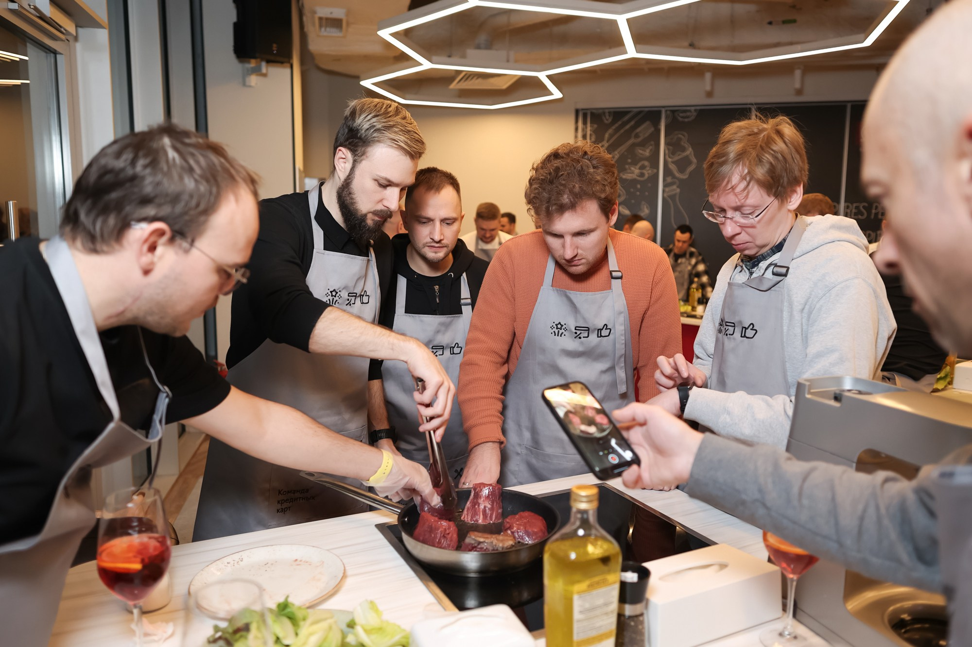 Кулинарный мастер-класс. Репортажный фотограф видеограф в Москве Ольга Плаксина