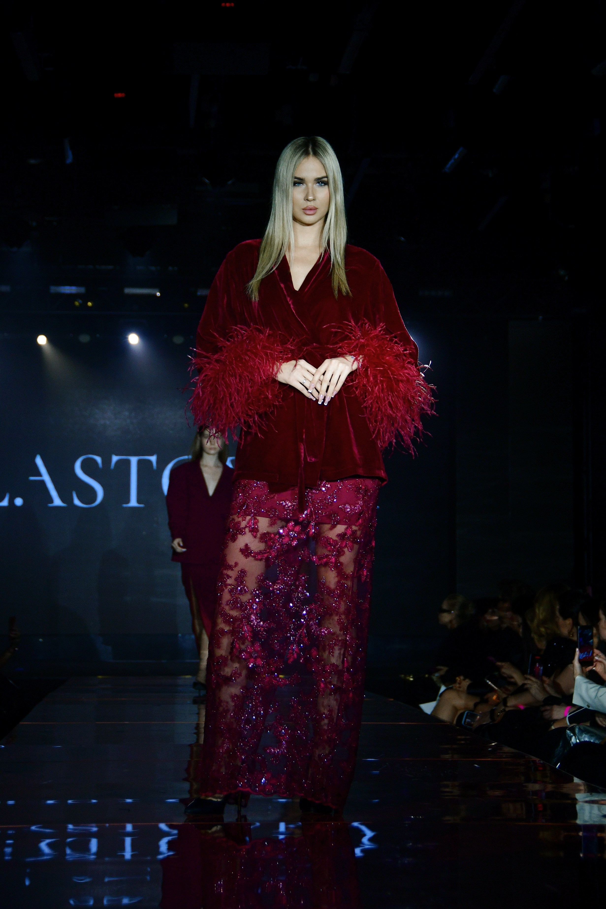 LASTOVKA показ 2025