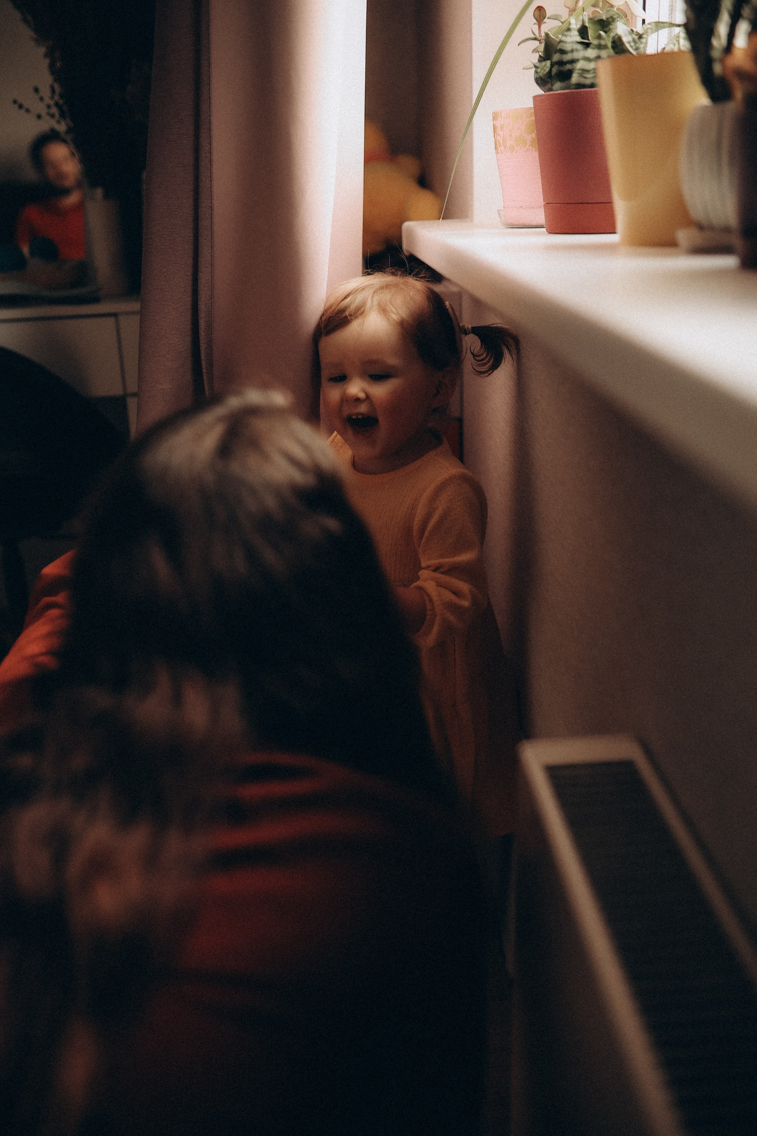Домашняя фотосессия Лёши, Саши и малышки Иларии. Семейный фотограф в Москве и Люберцах Юлия Гуськова