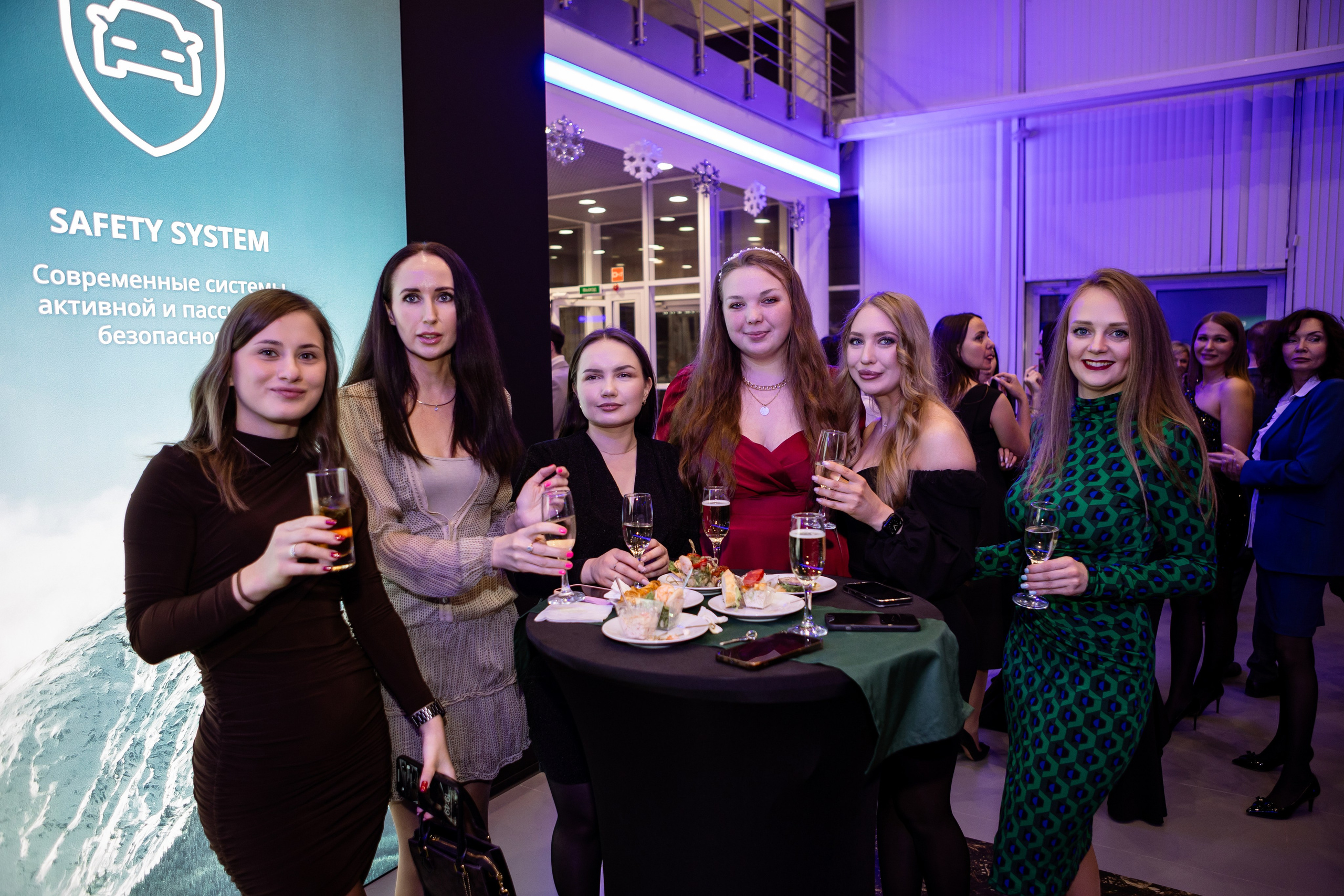 Omoda. Свадебный фотограф в СПБ | Санкт-Петербурге Анастасия Рахимгулова