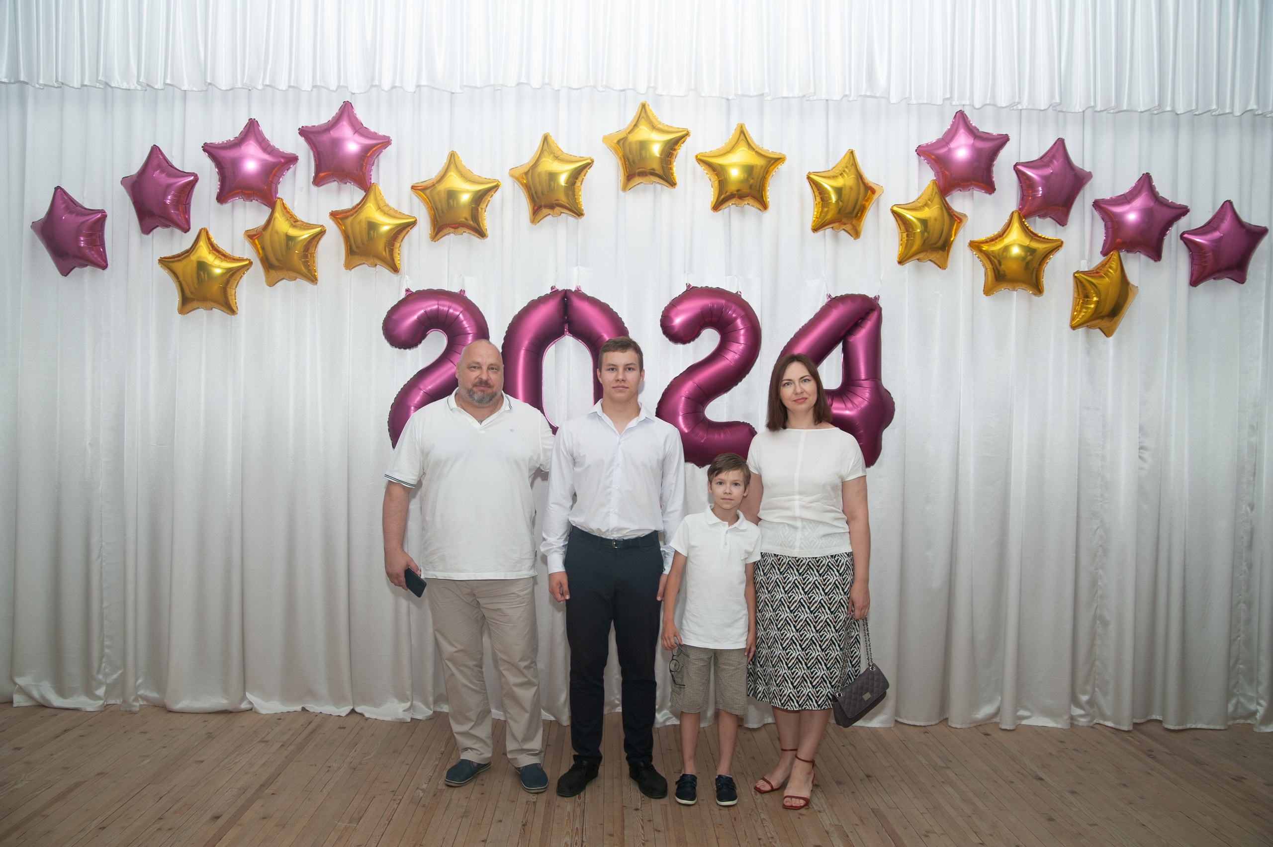 Выпускной МАОУ СОШ № 17 им. Эдуарда Есаяна. Свадебный и семейный фотограф Денис Лукьянов в Краснодаре, Краснодарском крае и Республике Крым