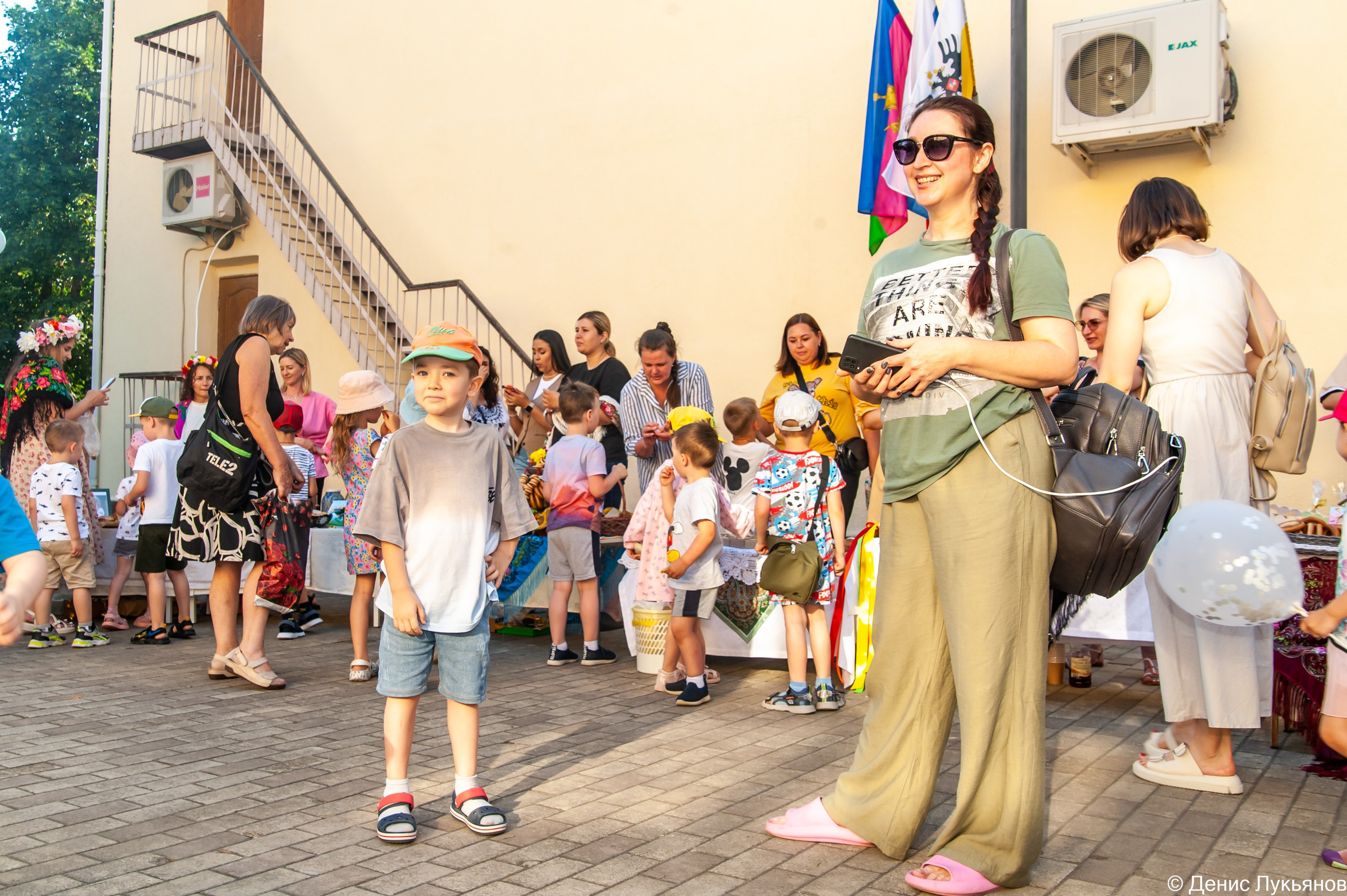 Ярмарка. Свадебный и семейный фотограф Денис Лукьянов в Краснодаре, Краснодарском крае и Республике Крым