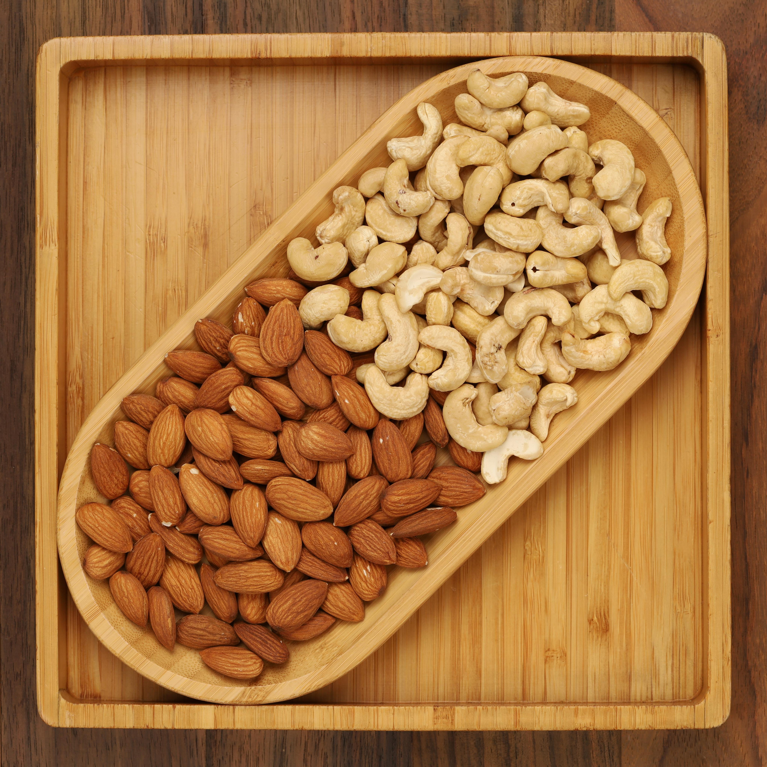 Съемка для магазина «Orehhoti» в студии. Photographer Victoria Romanova