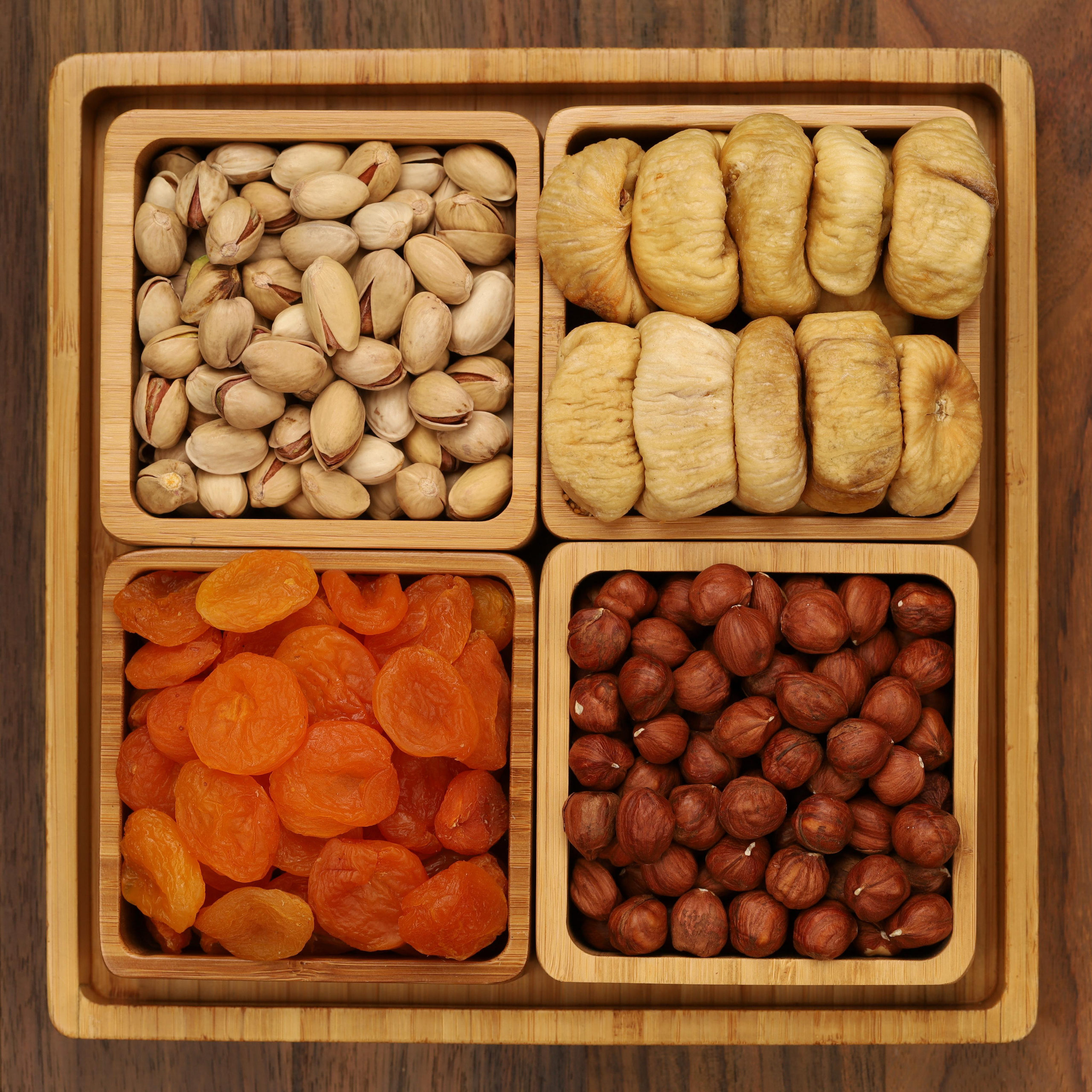 Съемка для магазина «Orehhoti» в студии. Photographer Victoria Romanova