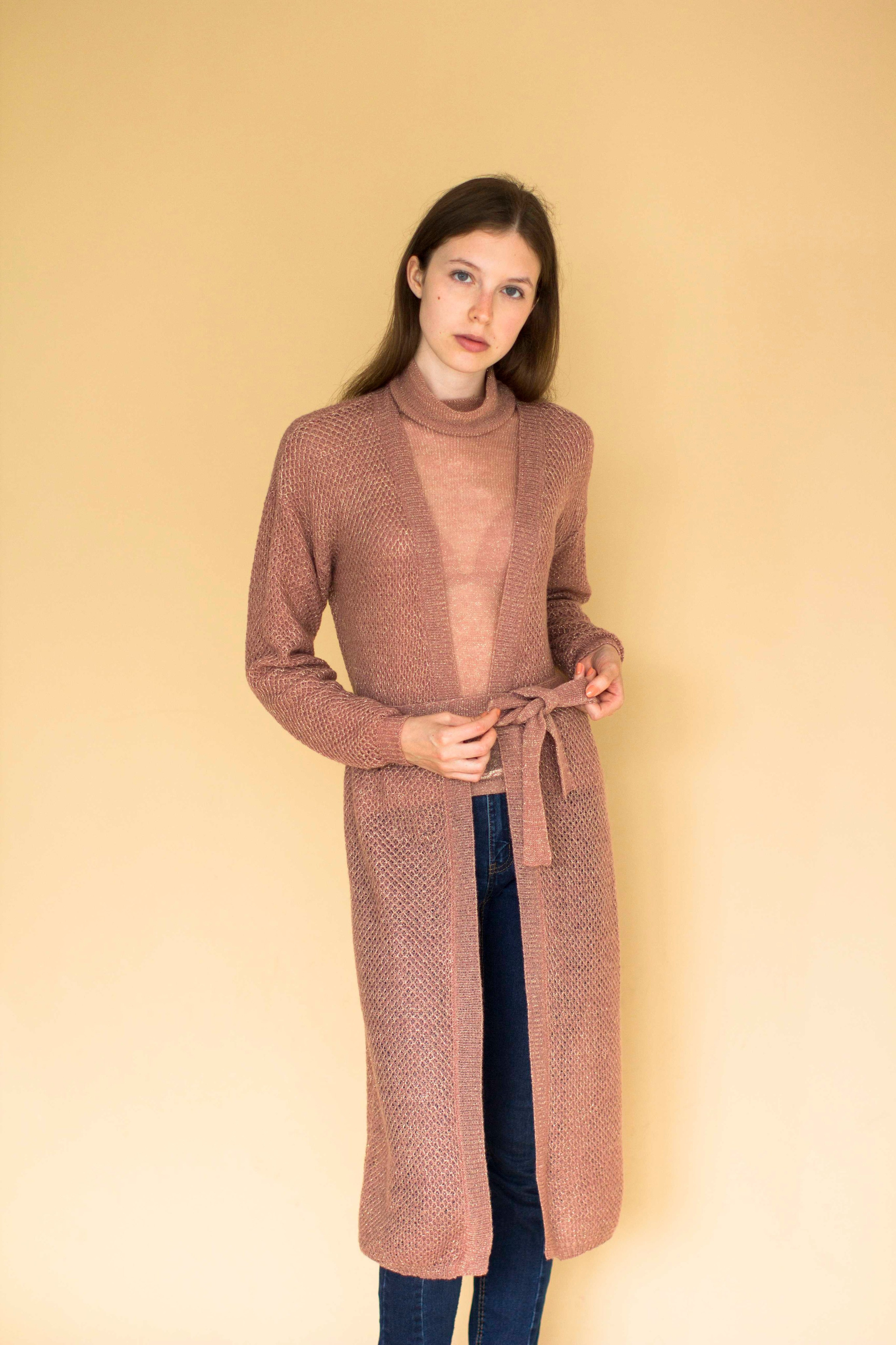 Анна С. Фото и видео продакшн в Москве — съемка для брендов и маркетплейсов